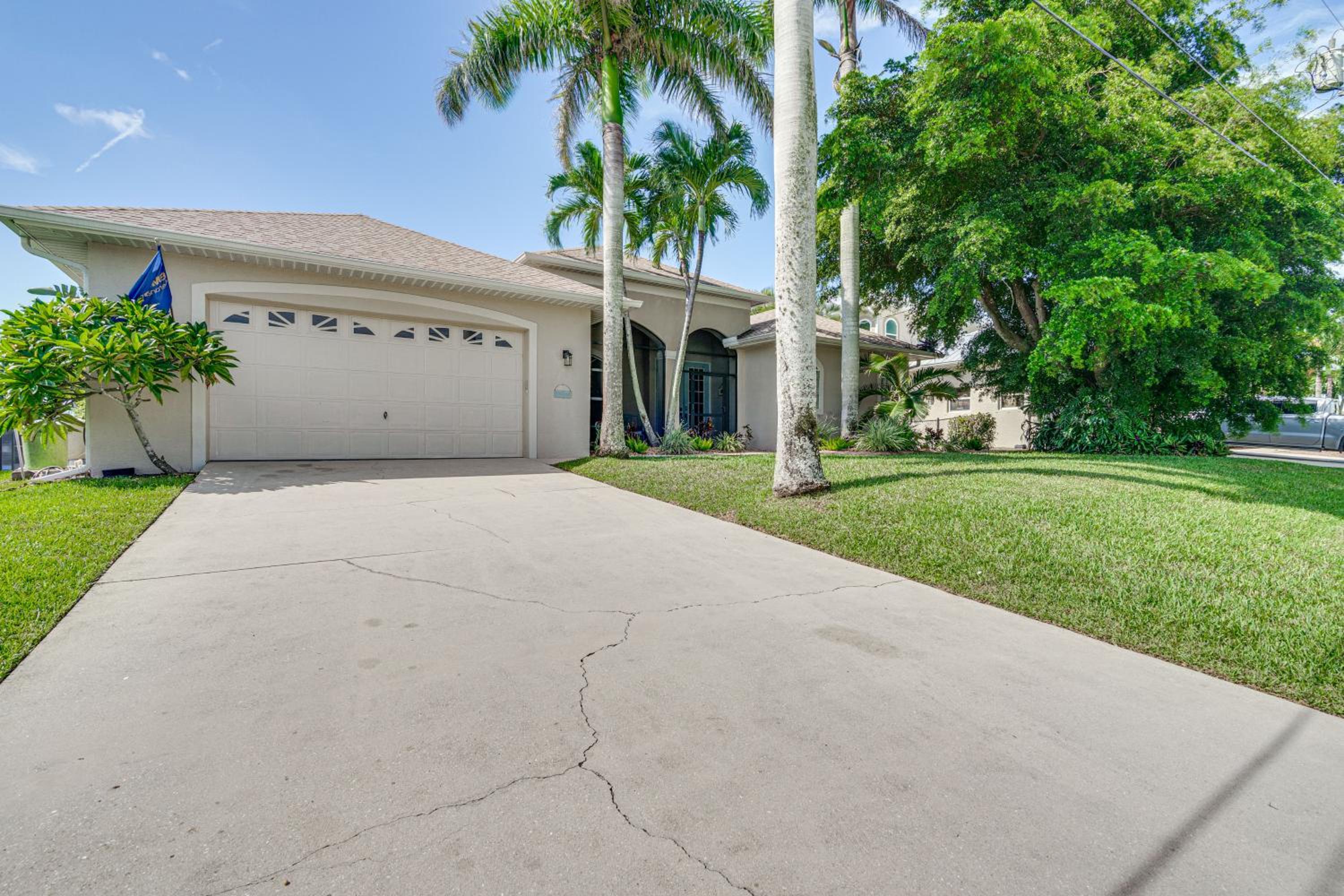 Boat Dock and Patio Cape Coral Home 6 Mi to Beach!