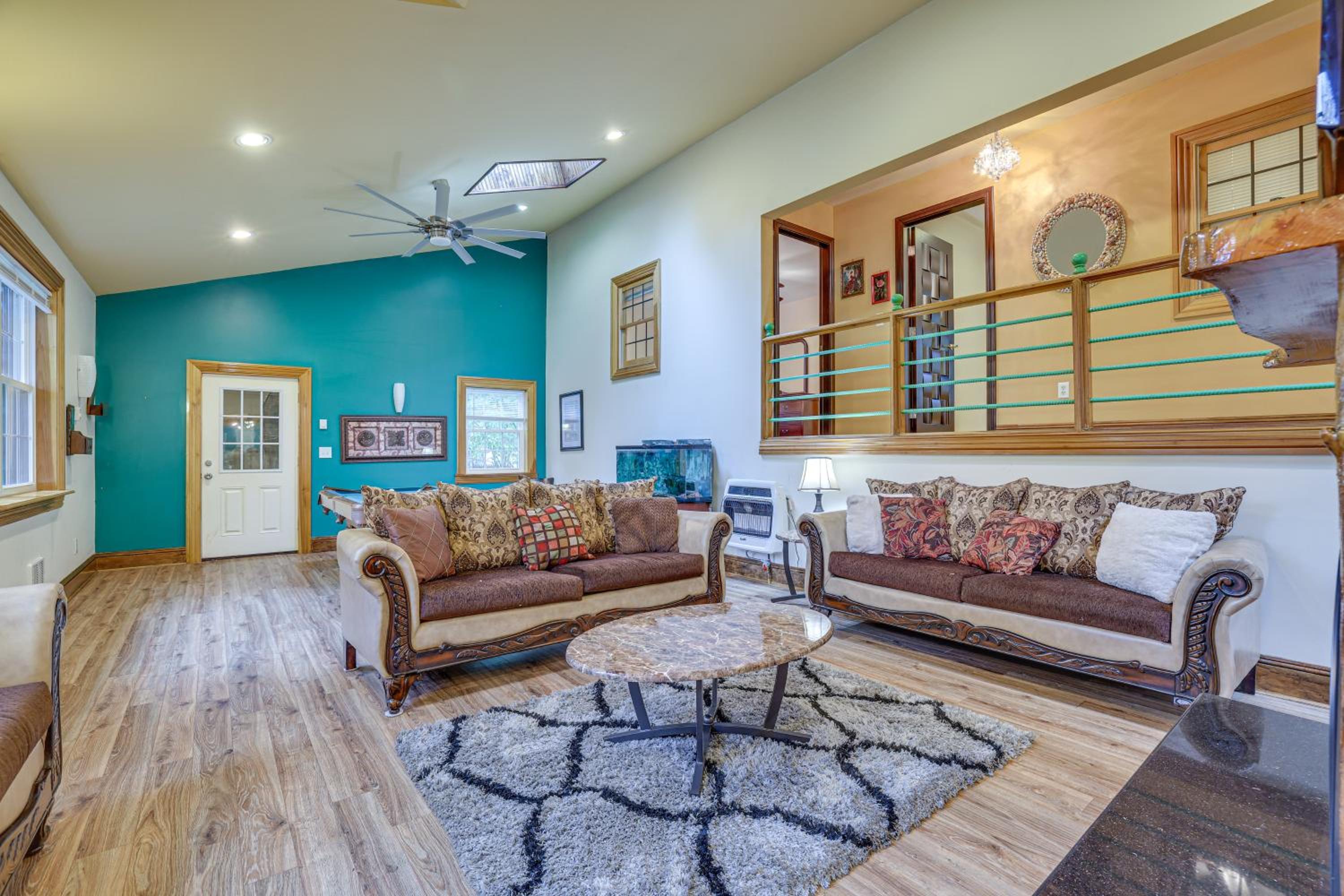 7 Mi to Big Boulder Mtn! Home with Pet-Friendly Yard