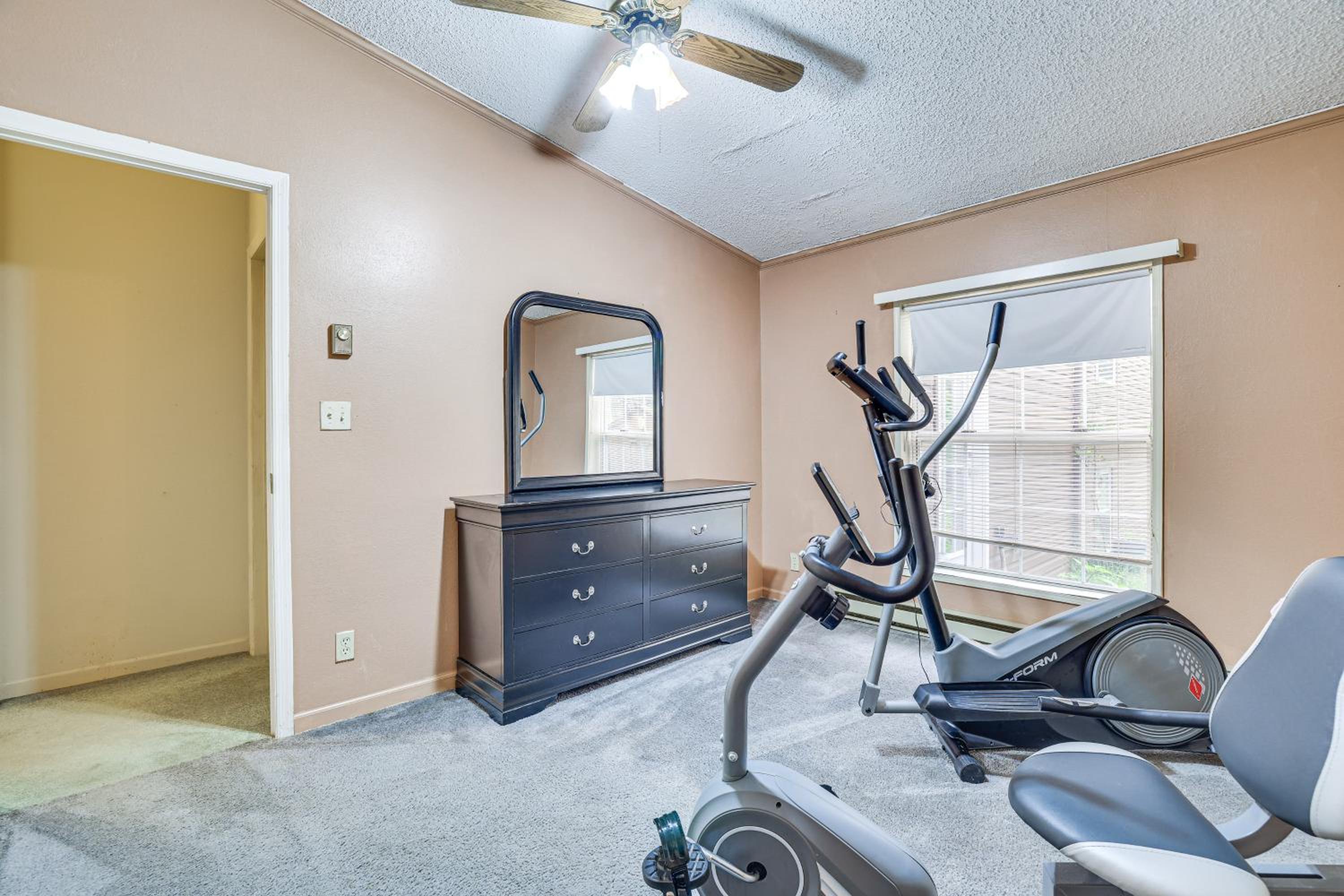 7 Mi to Big Boulder Mtn! Home with Pet-Friendly Yard