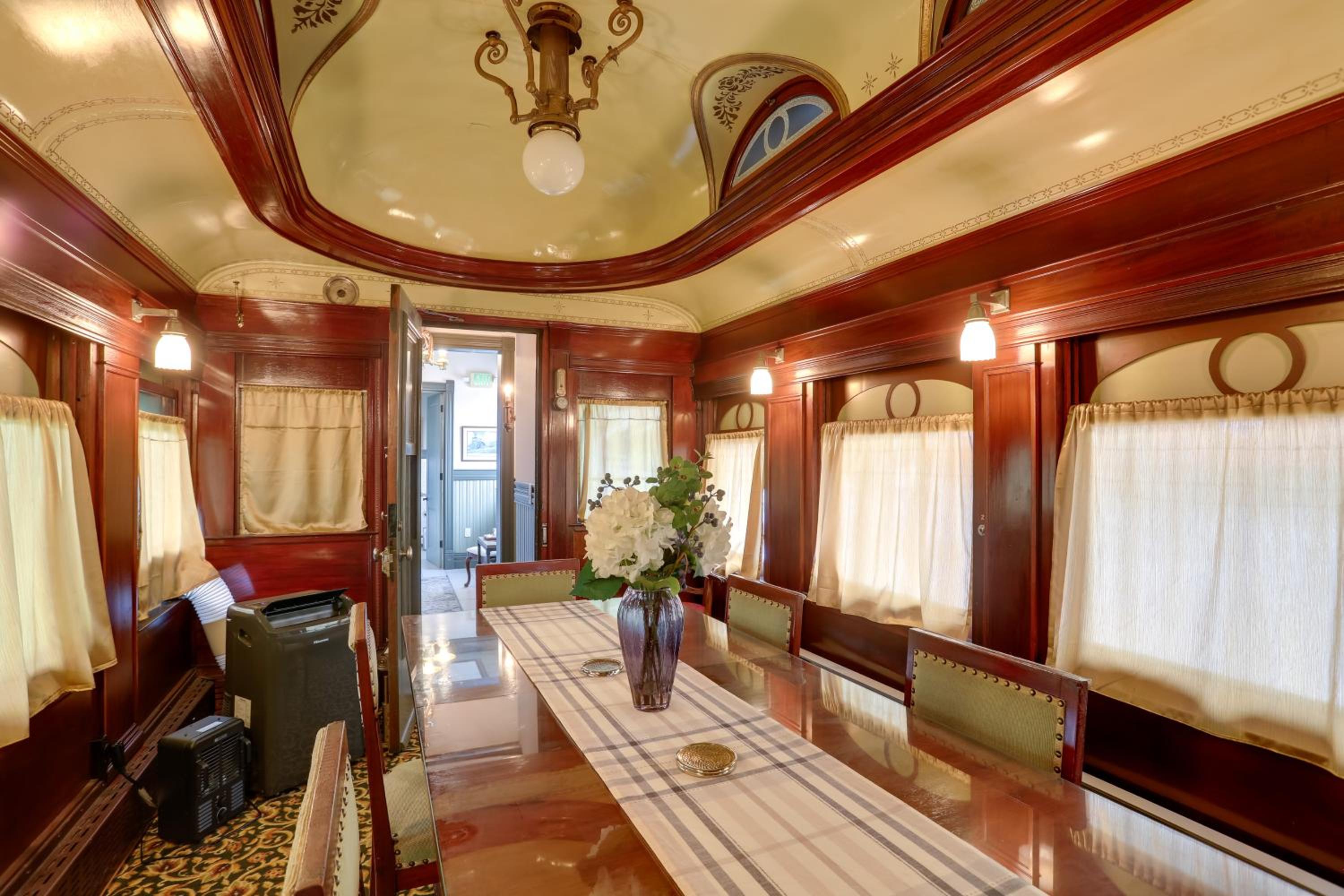 The Presidential Stay, Converted Railcar in DuBois