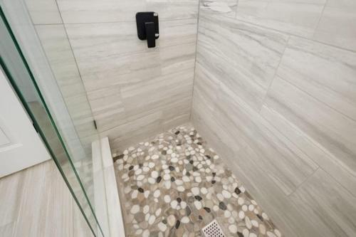 Dania Beach Getaway | 2 Studios for 6 Guests
