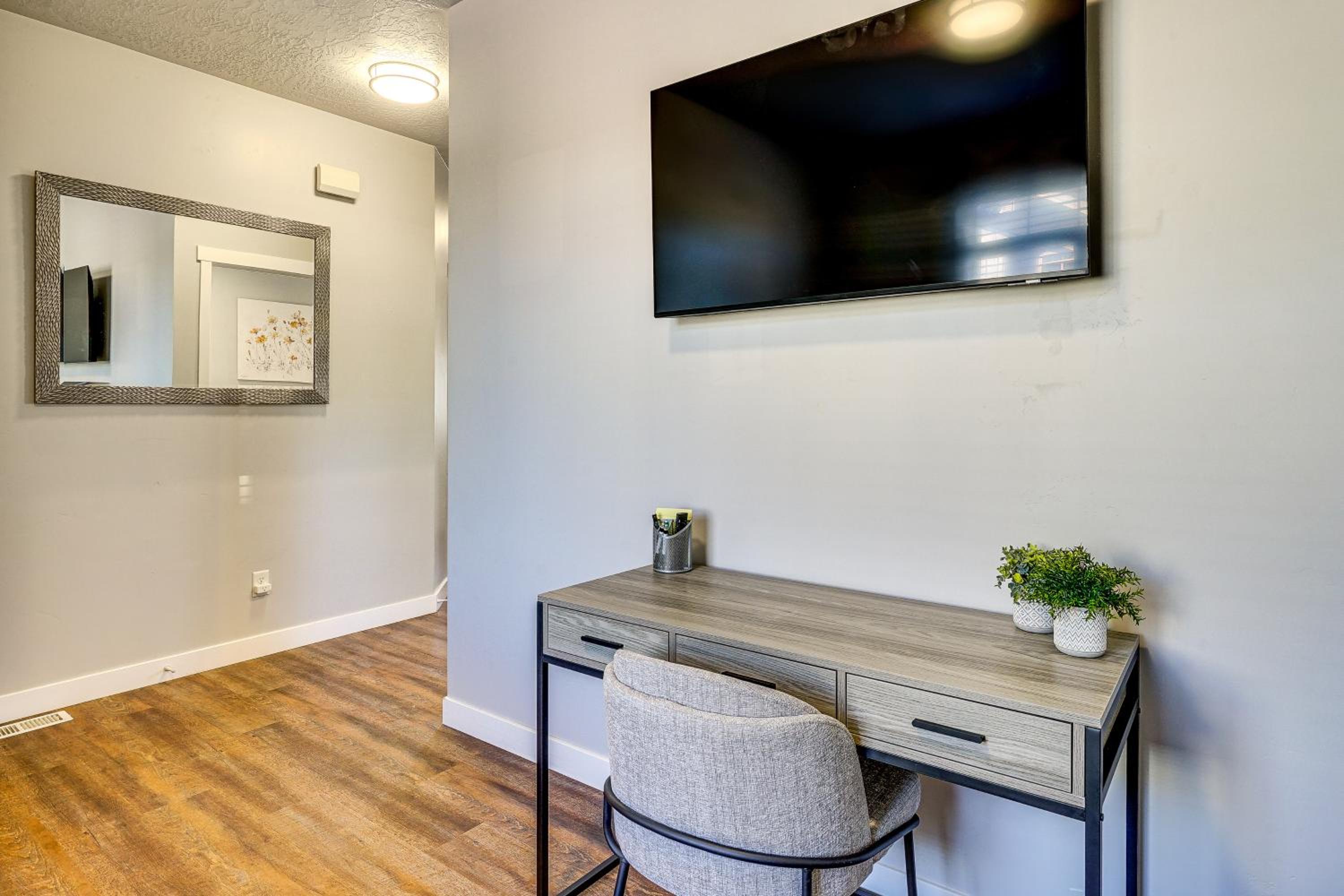 Room to Work and Relax! SLC Townhome with Office, Yard