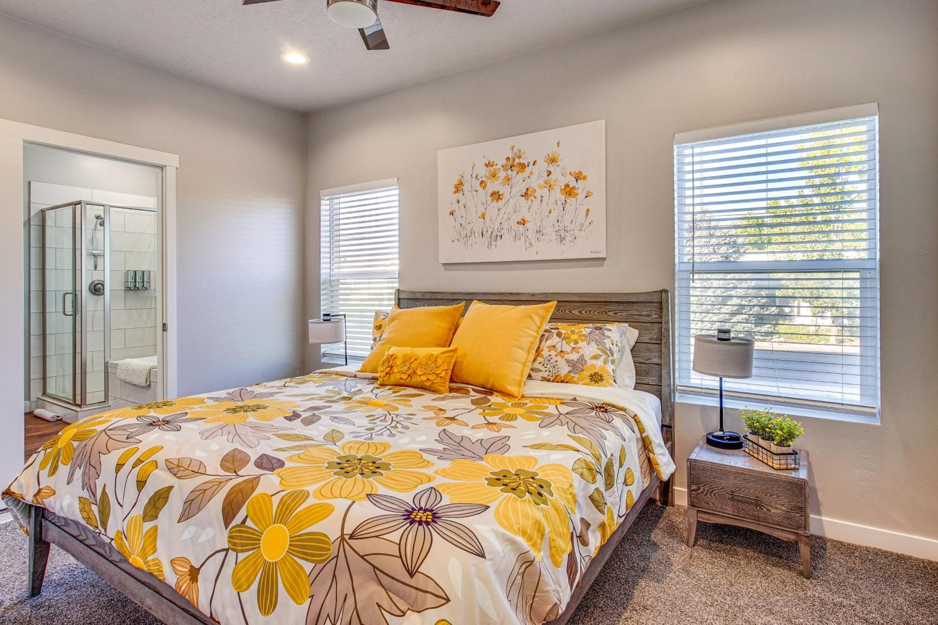 Room to Work and Relax! SLC Townhome with Office, Yard
