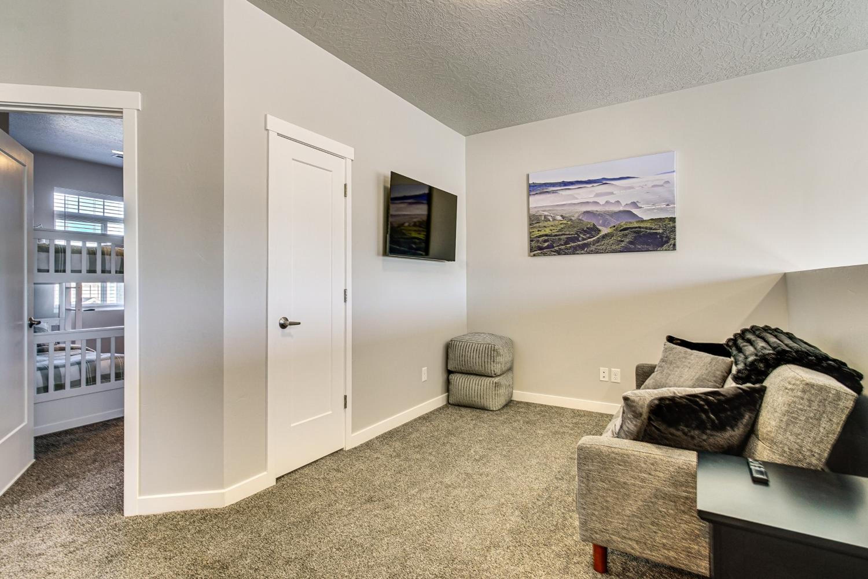 Room to Work and Relax! SLC Townhome with Office, Yard