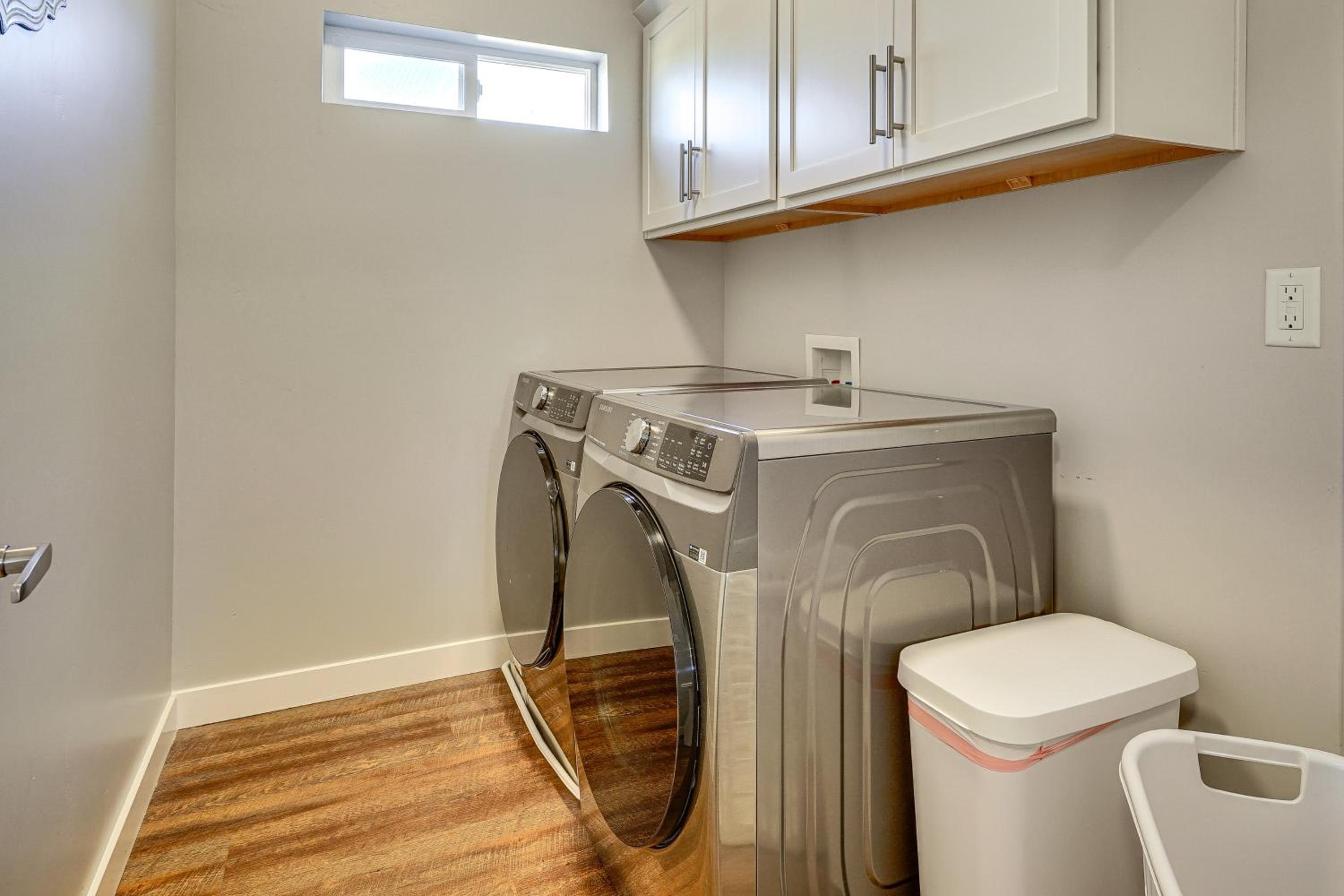Room to Work and Relax! SLC Townhome with Office, Yard