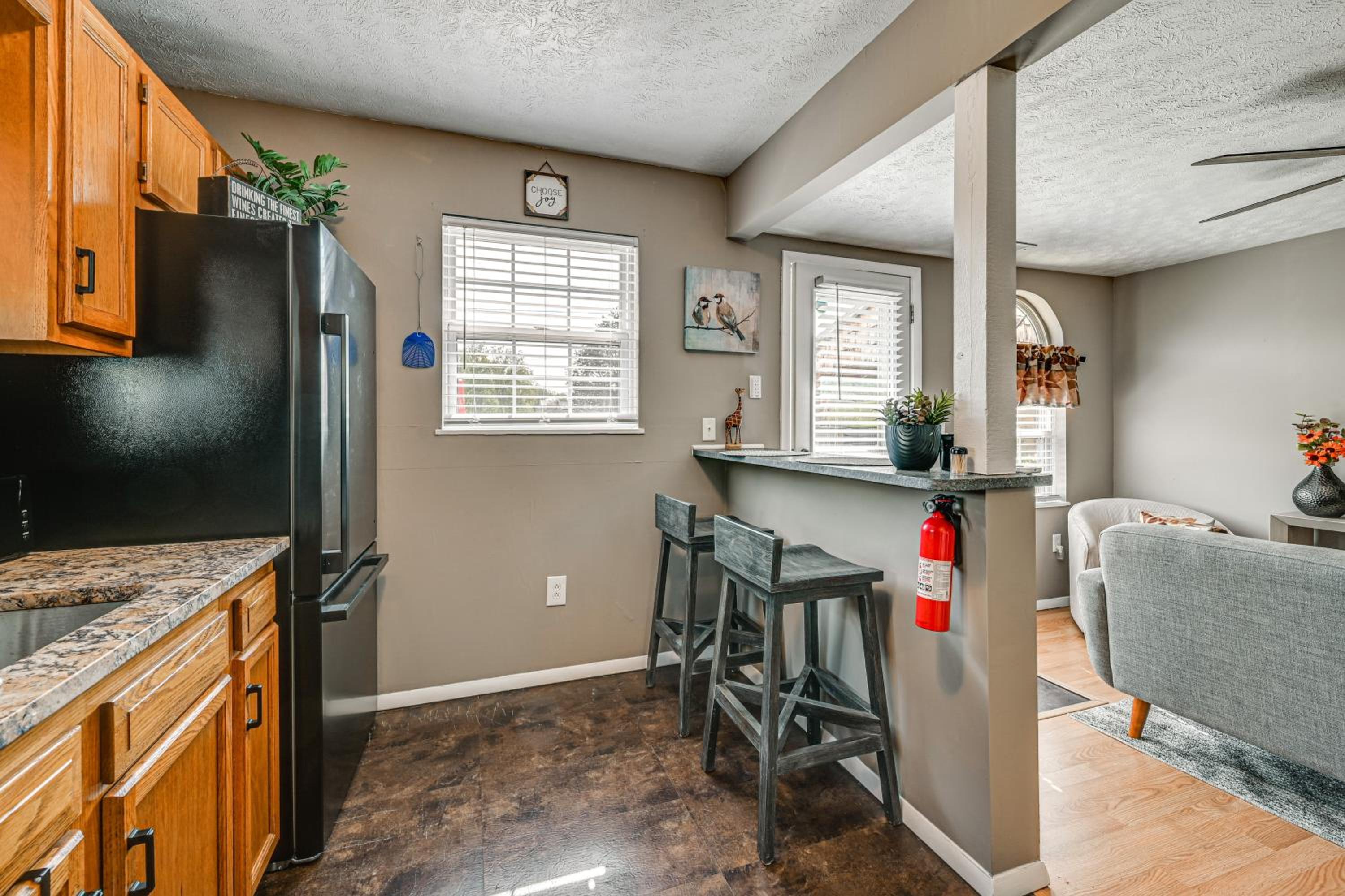 5 Mi to Dtwn Somerset! Country Retreat with Gazebo