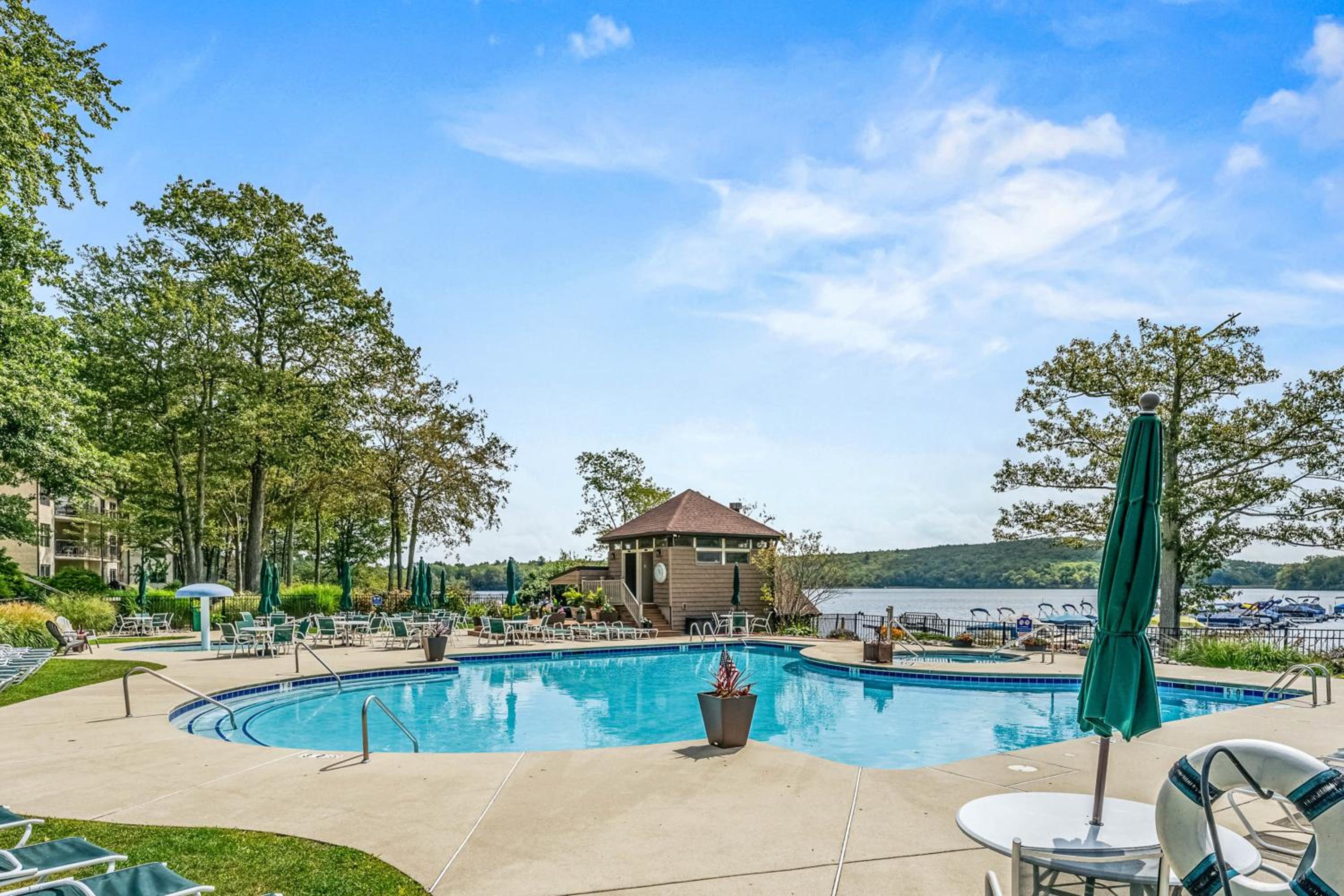 Epic Views and Pool Access! Gem on Big Boulder Lake