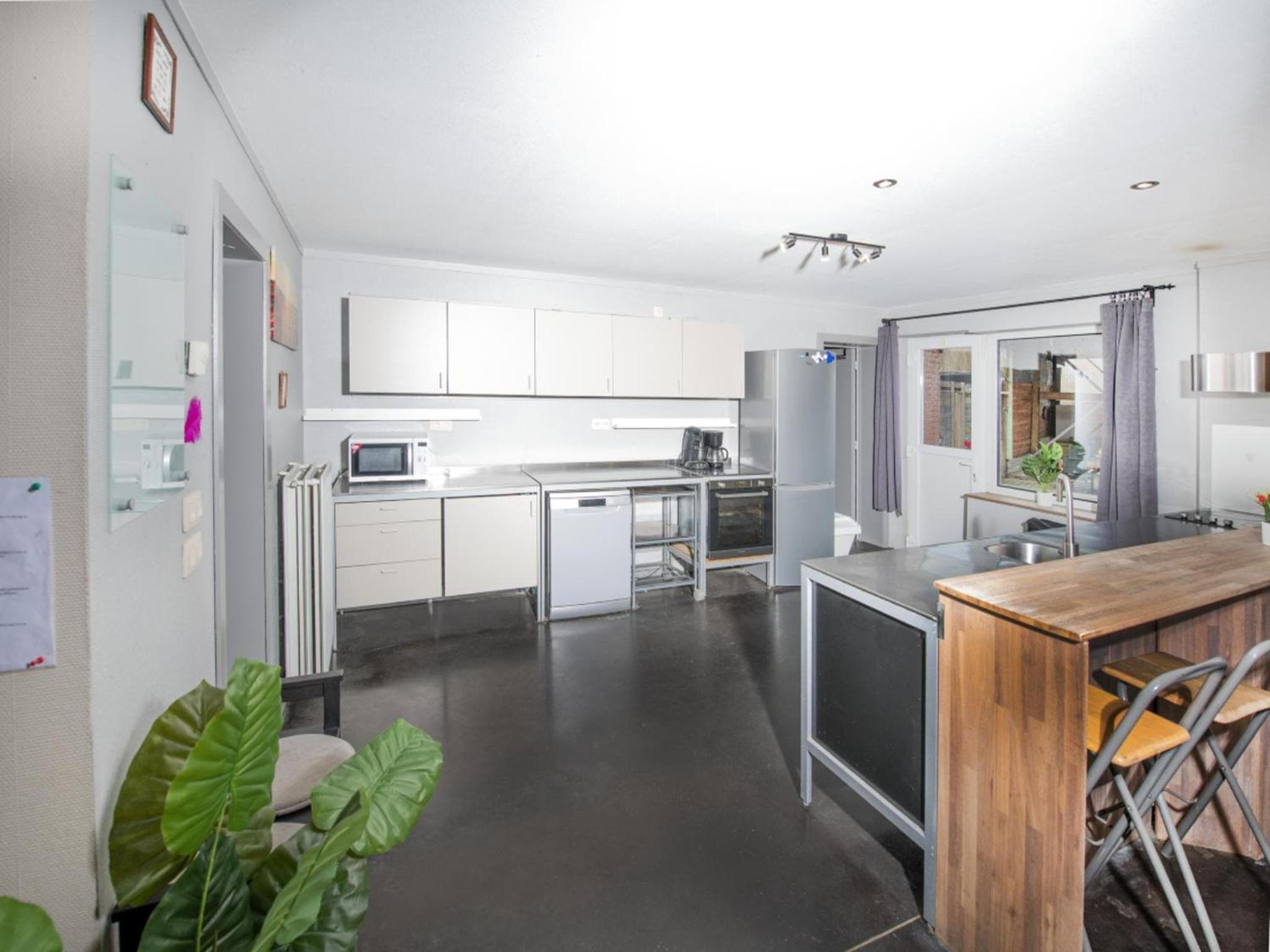 Single-storey holiday home in Heers