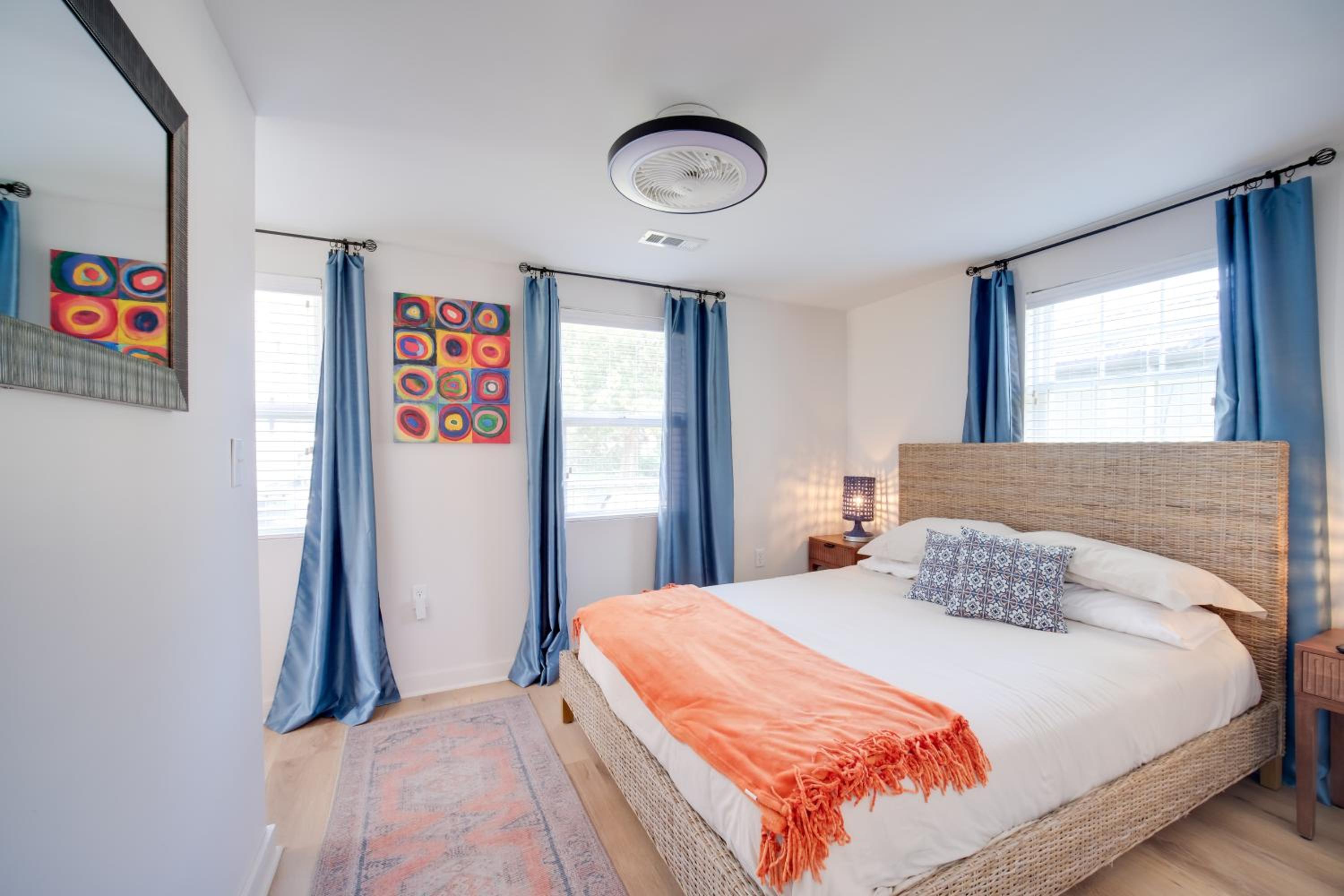Blue Heron Walk to Kelso Beach! Pet-Friendly Gem