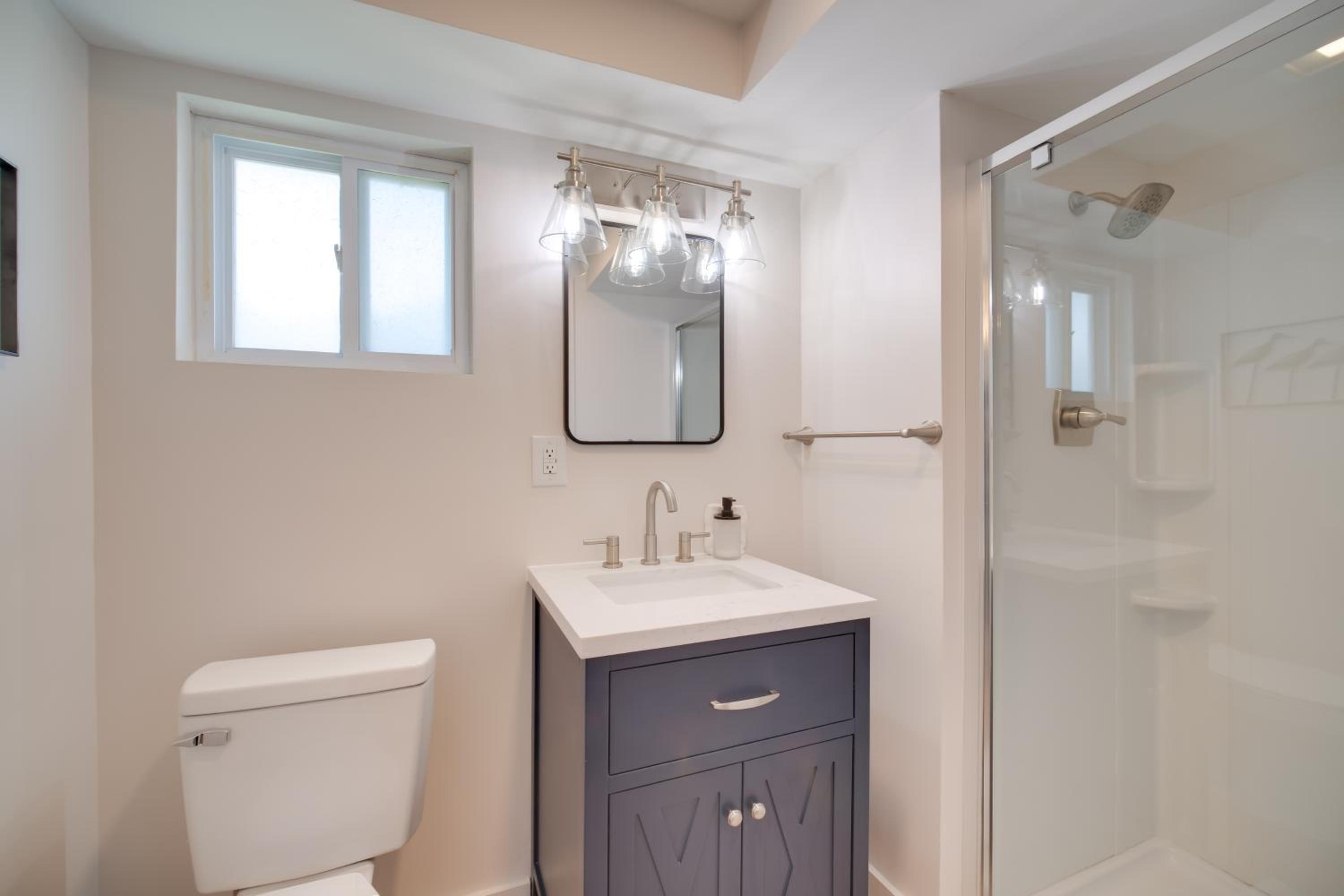 Blue Heron Walk to Kelso Beach! Pet-Friendly Gem