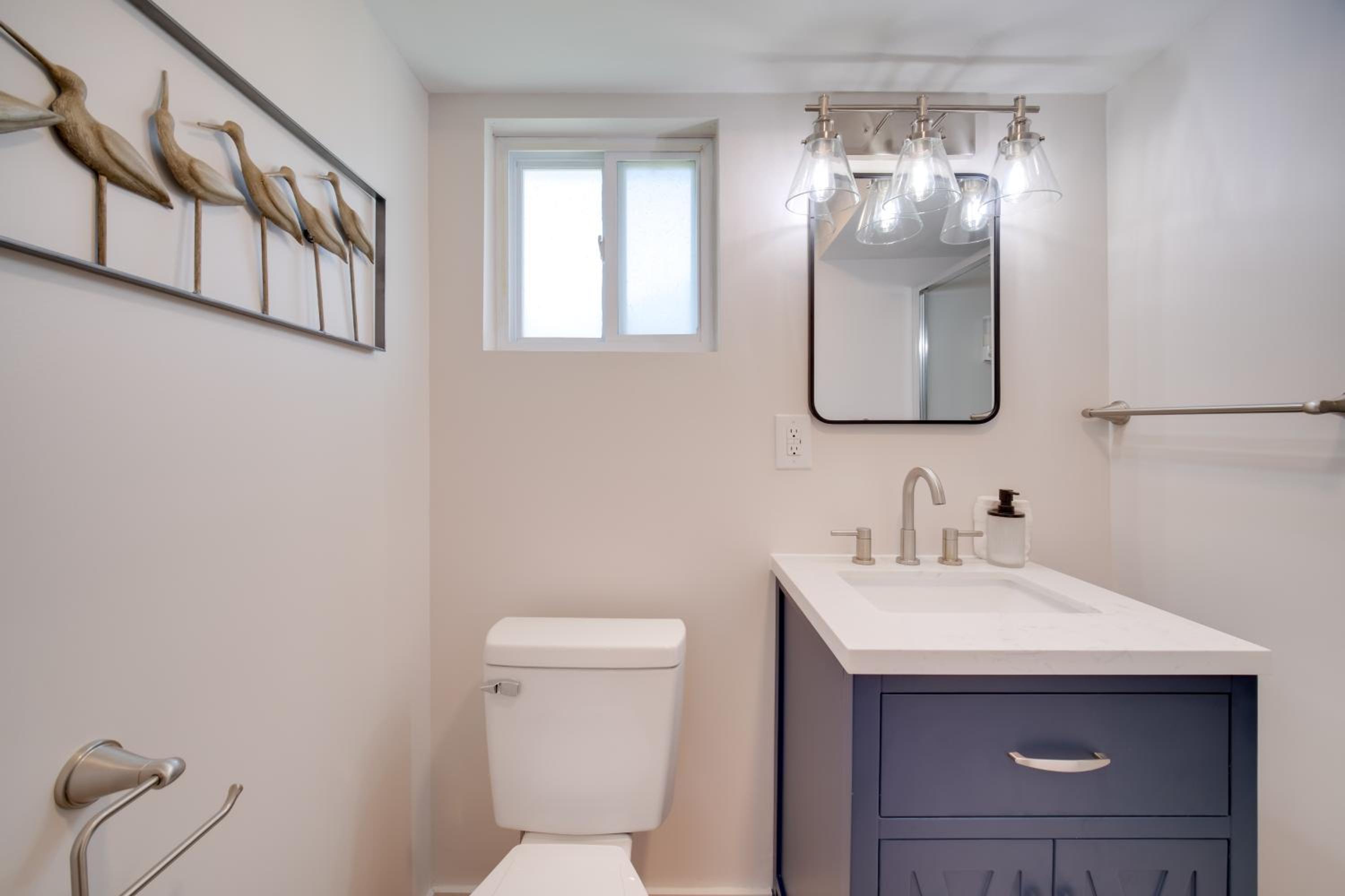 Blue Heron Walk to Kelso Beach! Pet-Friendly Gem