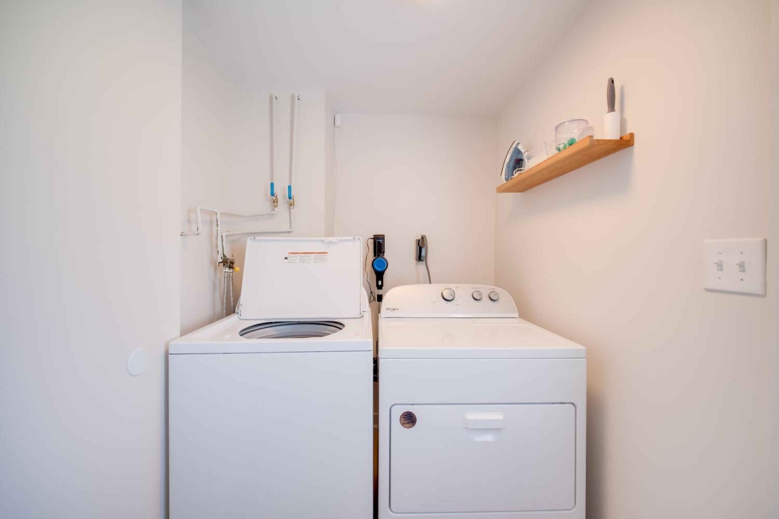 Blue Heron Walk to Kelso Beach! Pet-Friendly Gem