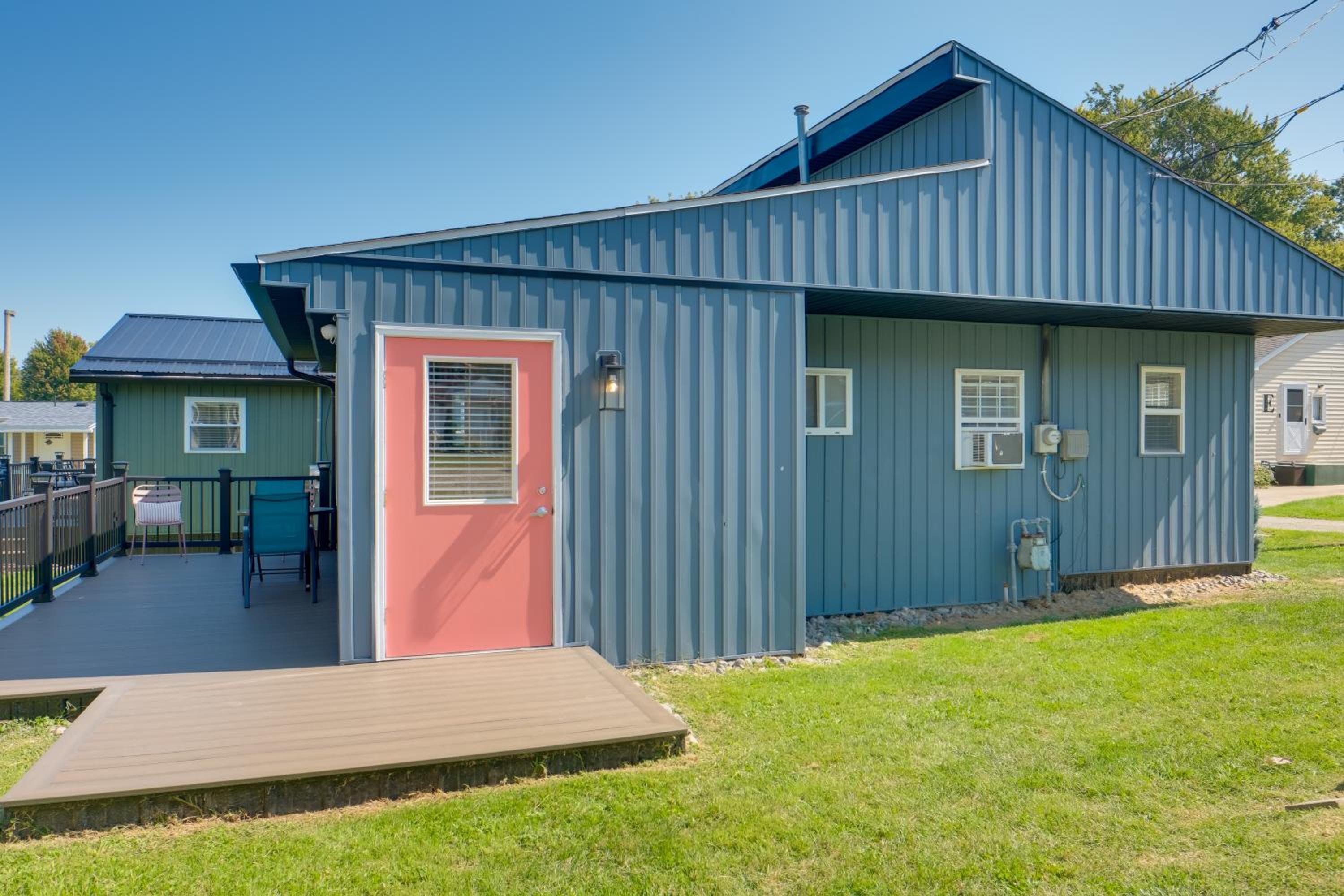 Blue Heron Walk to Kelso Beach! Pet-Friendly Gem