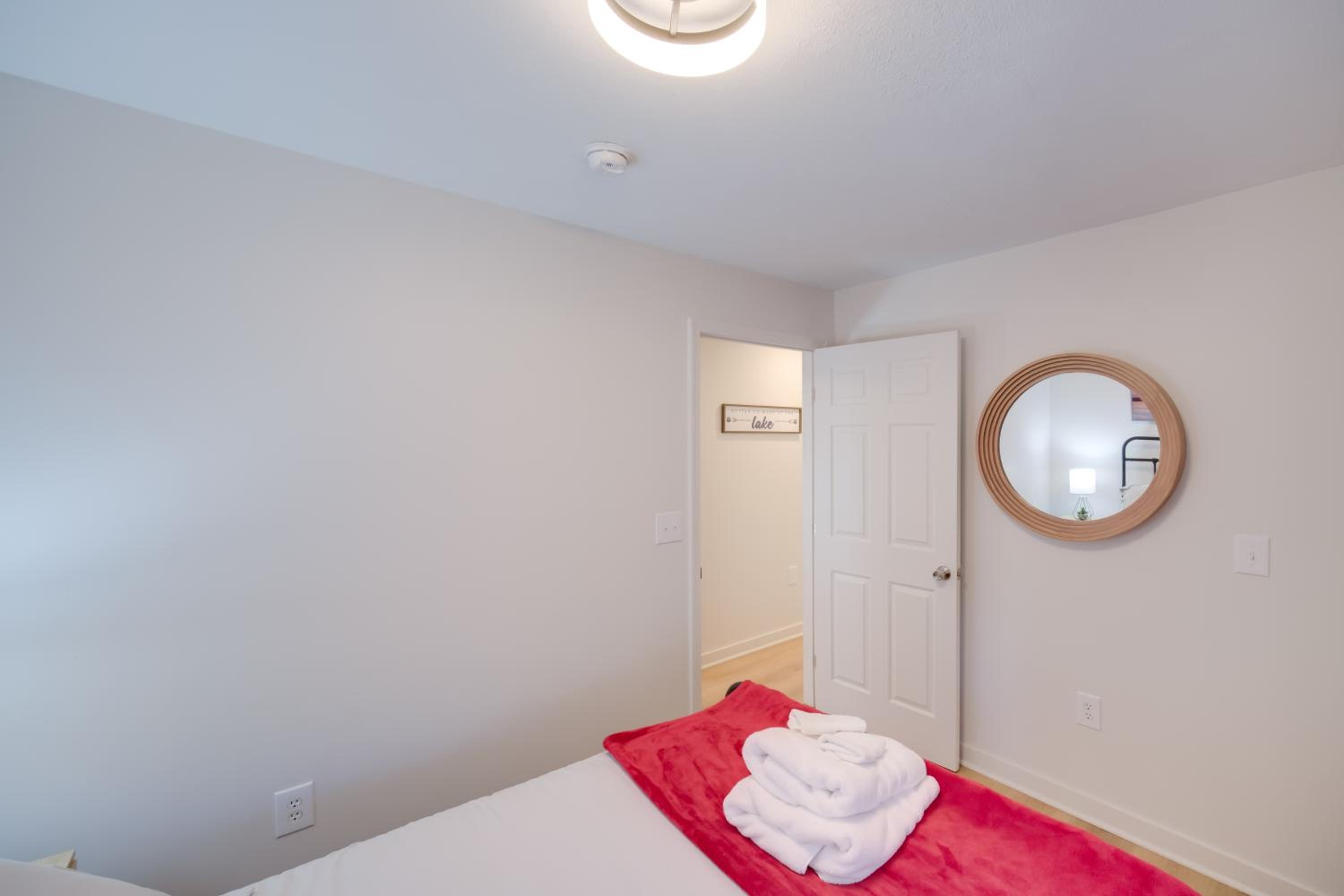 Wishin and Fishin Walkable Erie Home By the Beach!