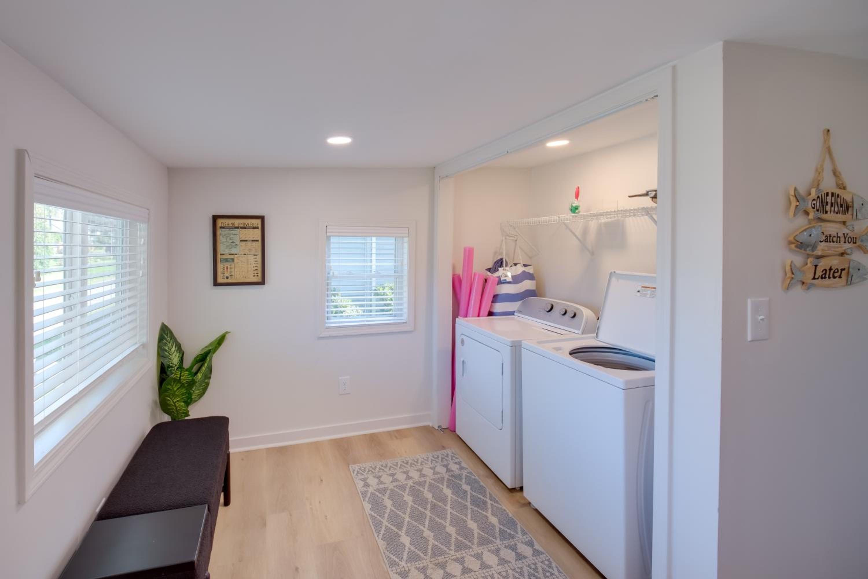 Wishin and Fishin Walkable Erie Home By the Beach!
