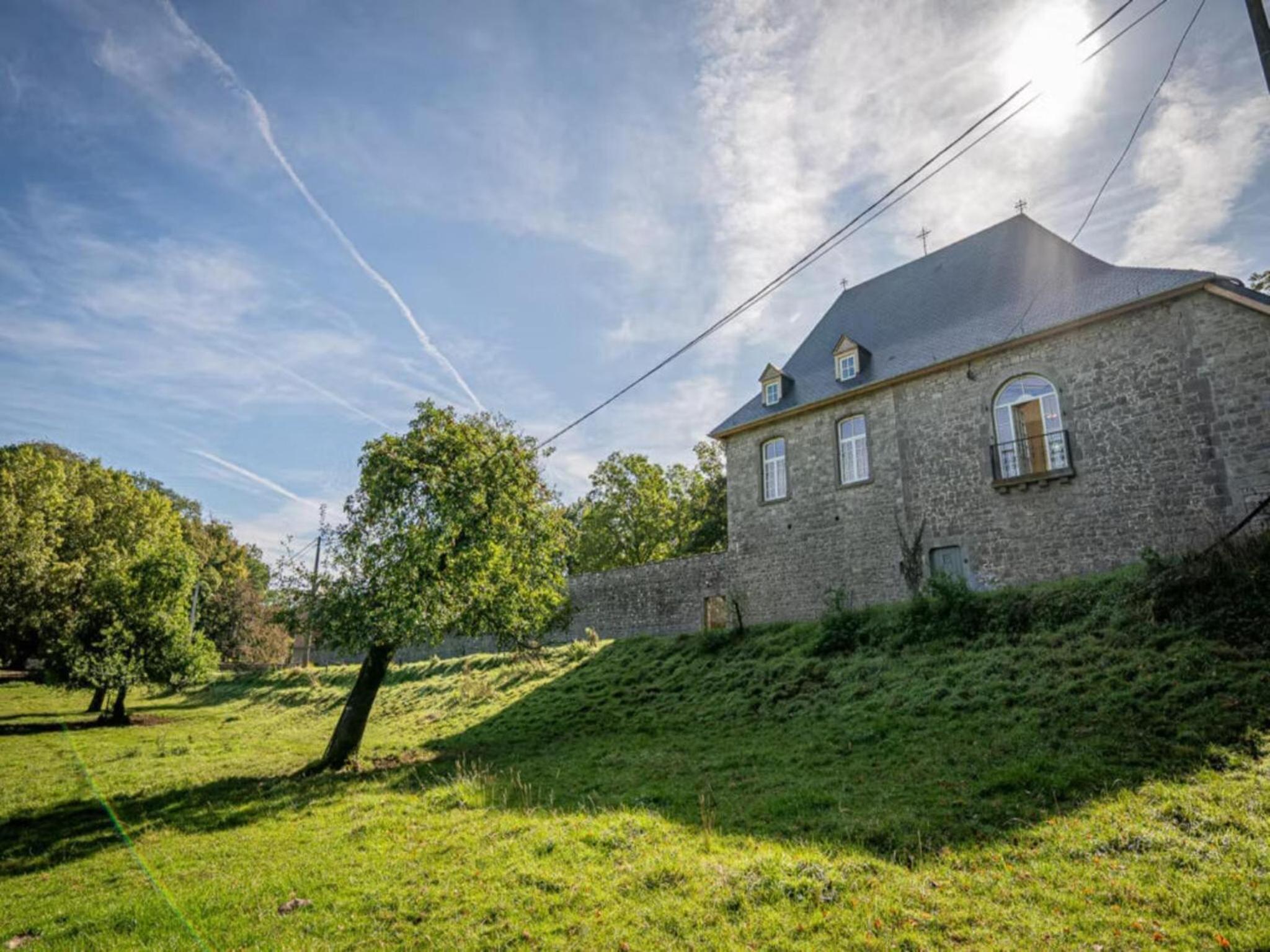 Historic Gardener s House in Haltinne