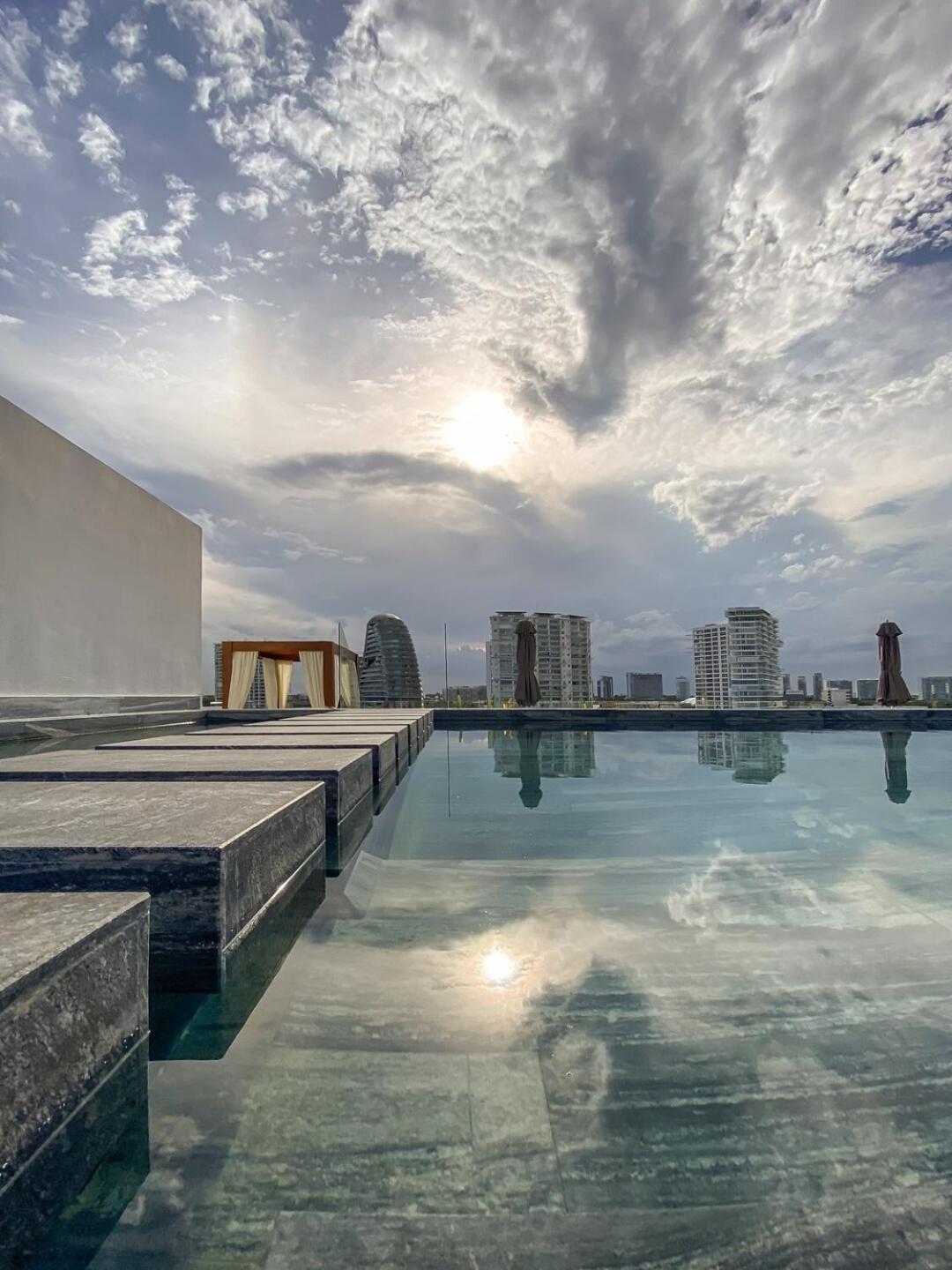 Luxury Retreat in Puerto Cancun with Rooftop Pool