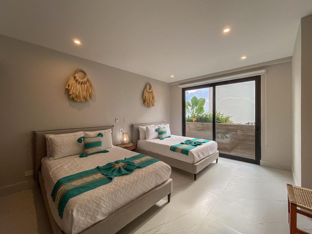 Luxury Retreat in Puerto Cancun with Rooftop Pool