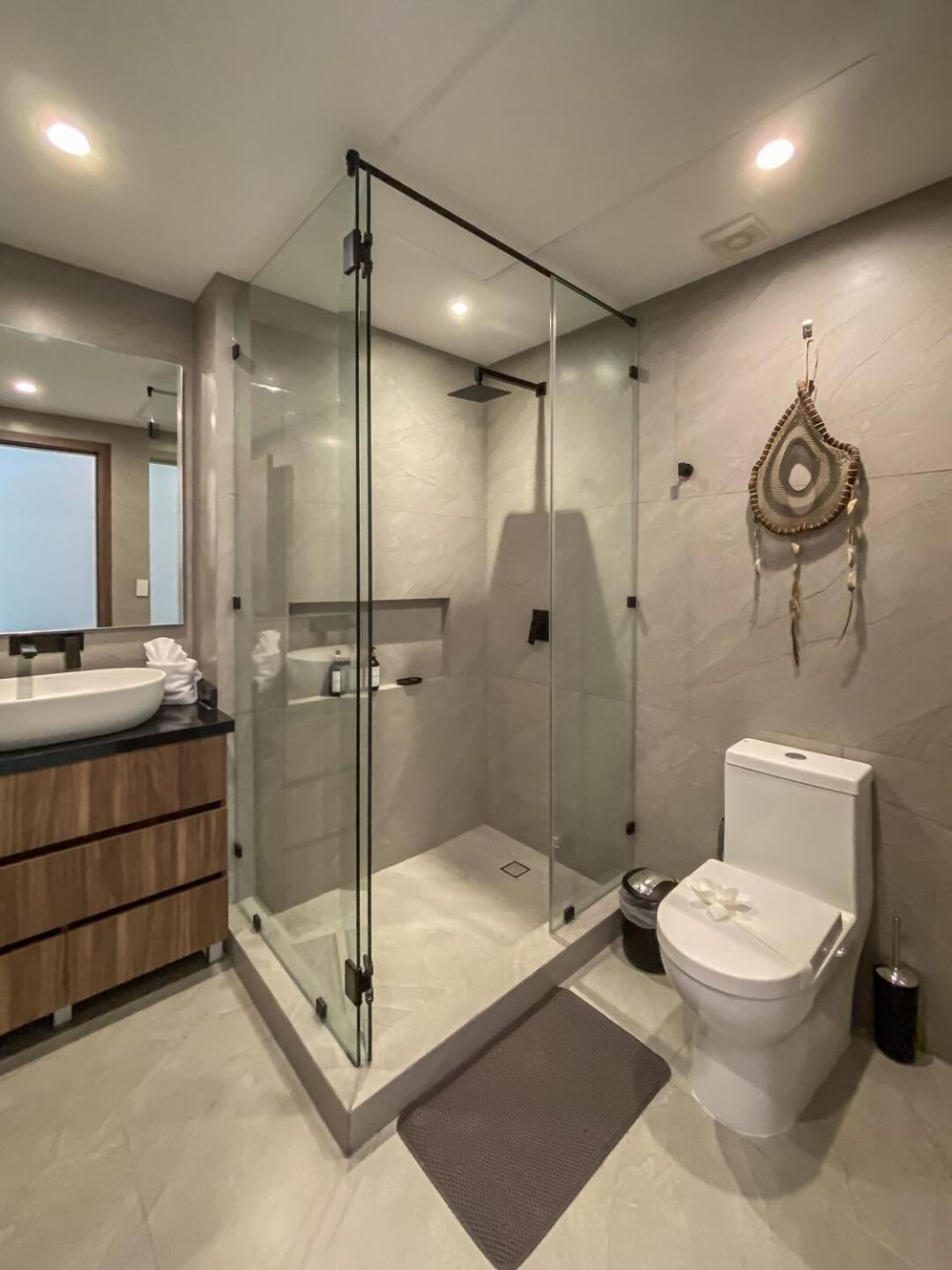 Luxury Retreat in Puerto Cancun with Rooftop Pool