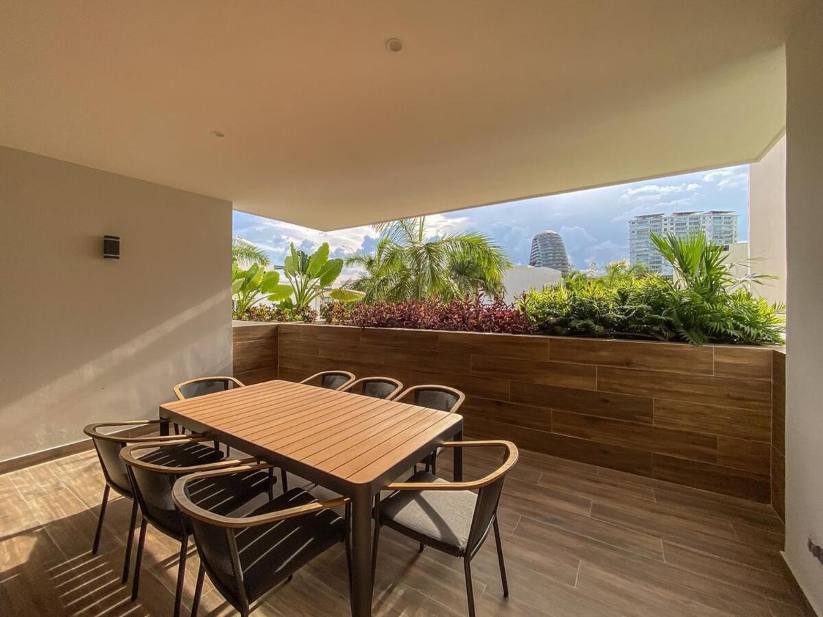Luxury Retreat in Puerto Cancun with Rooftop Pool