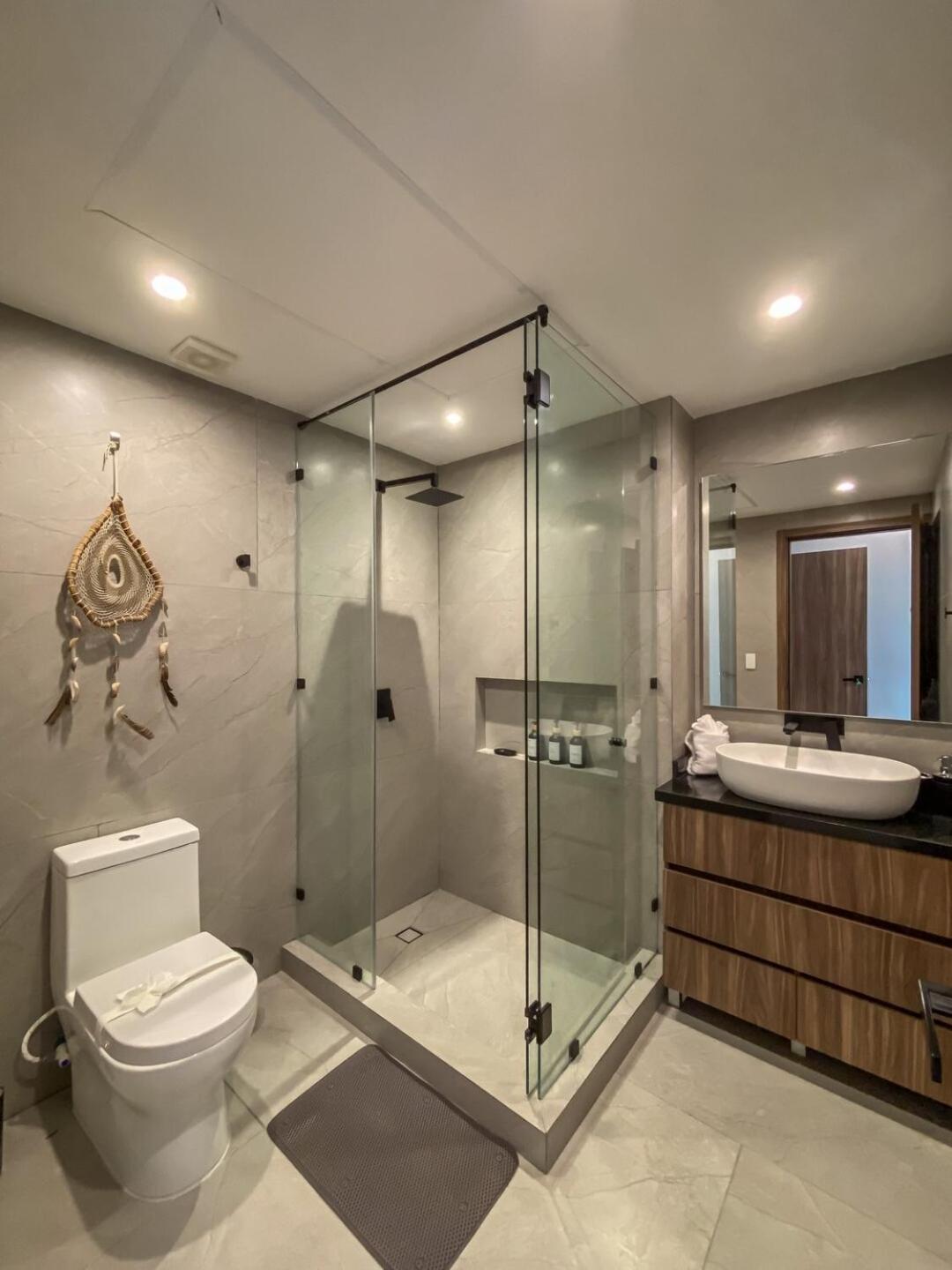 Luxury Retreat in Puerto Cancun with Rooftop Pool