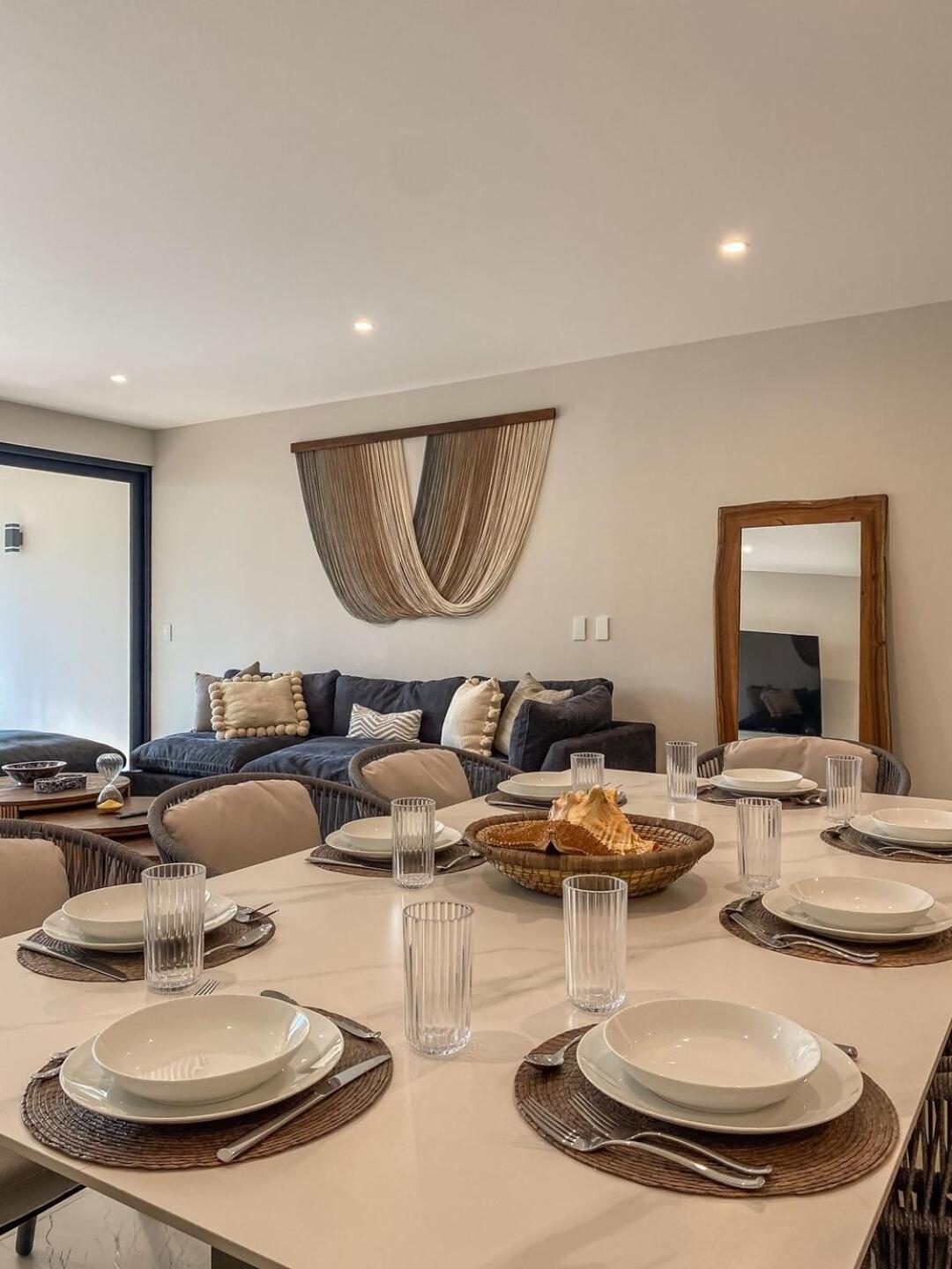 Luxury Retreat in Puerto Cancun with Rooftop Pool