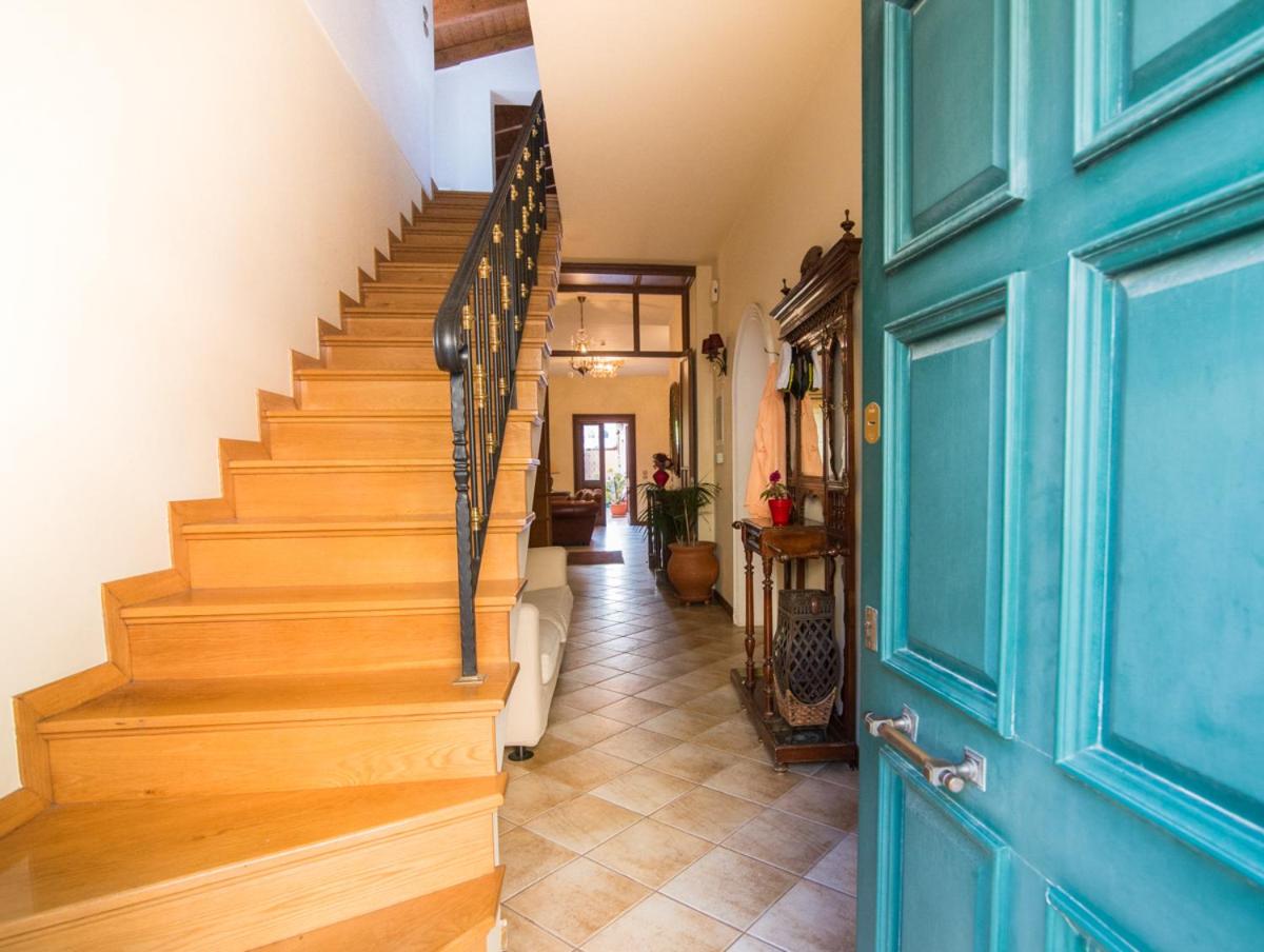 Moraitis Mansion