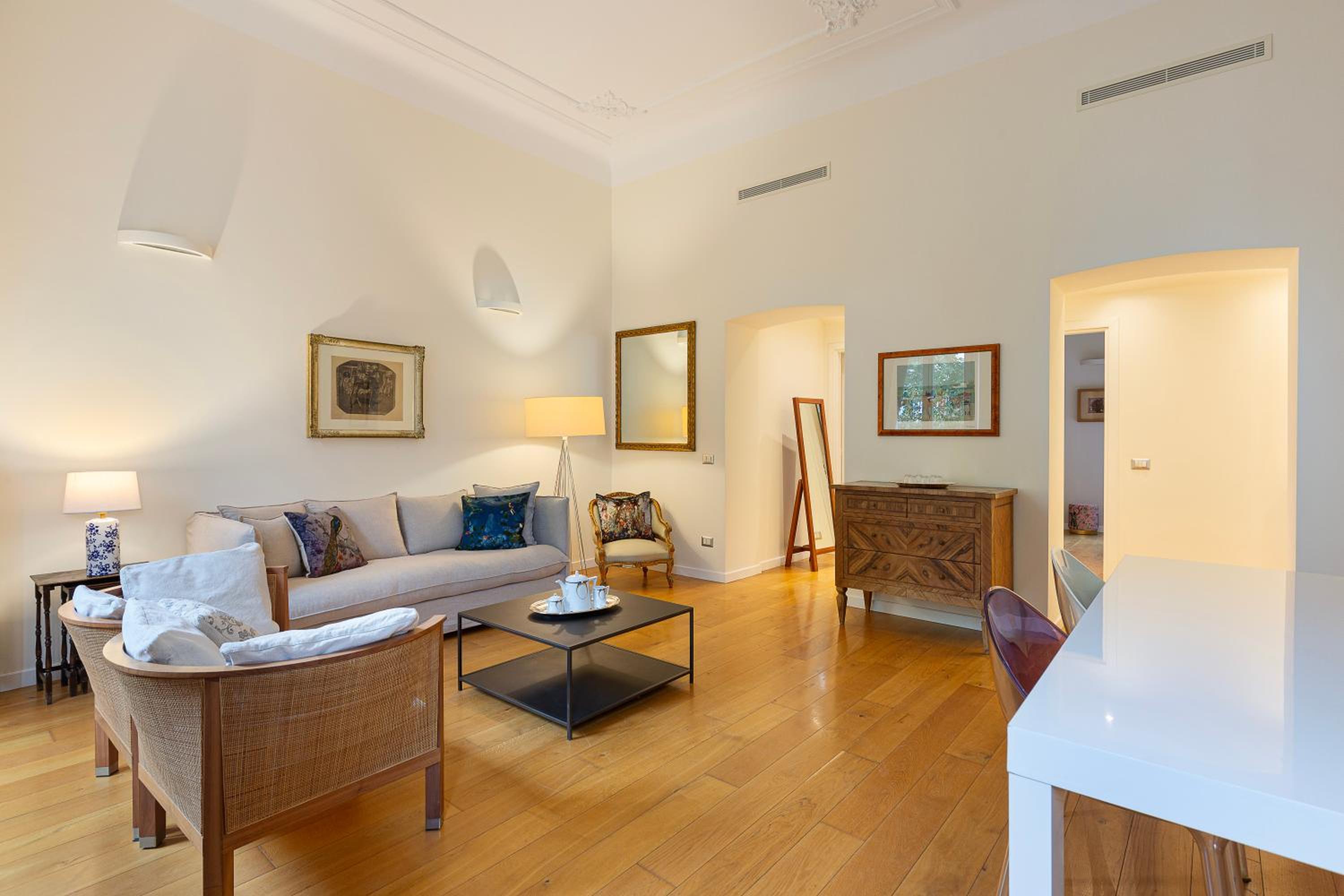Luxury Apartment Porta Venezia Milan Center