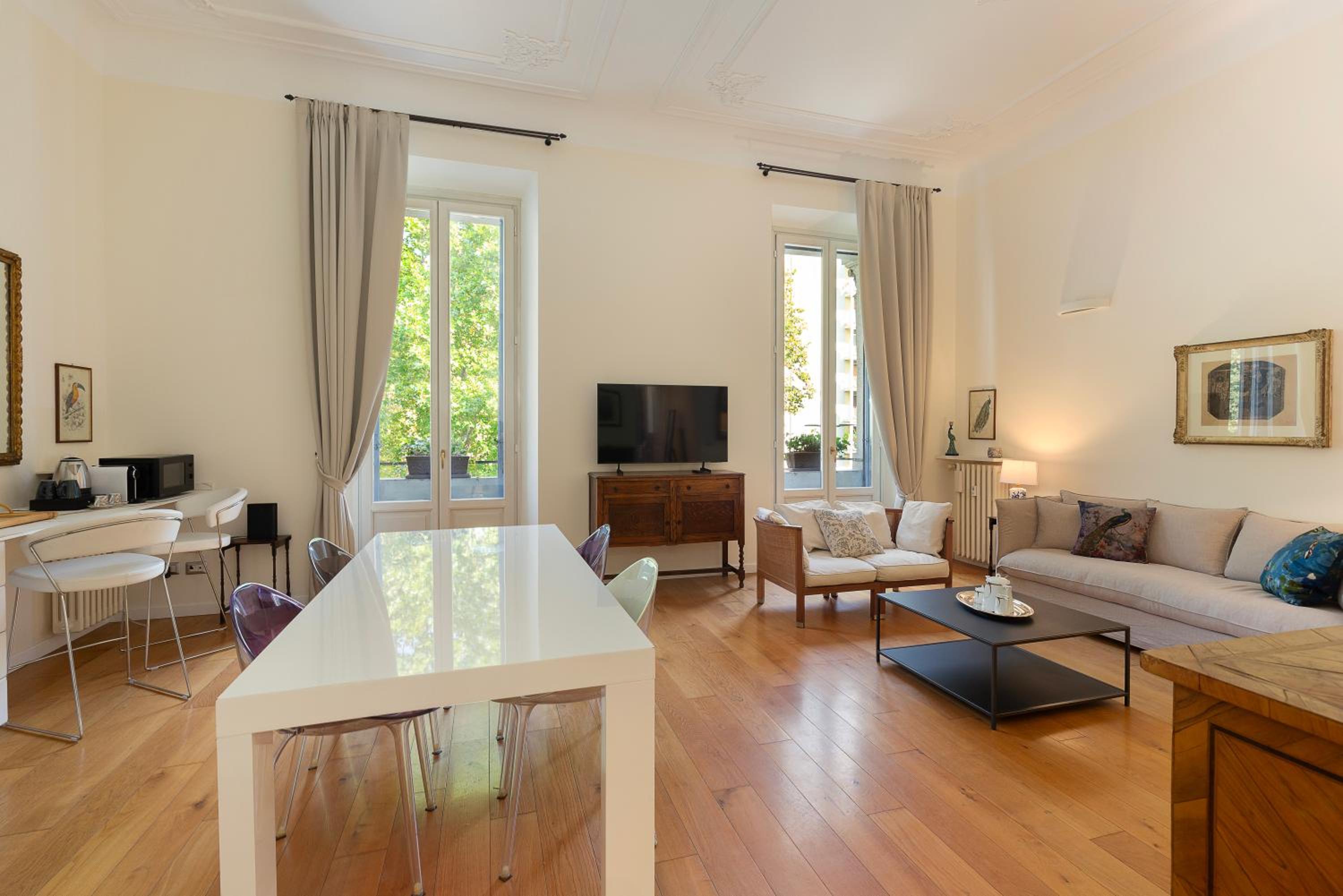 Luxury Apartment Porta Venezia Milan Center