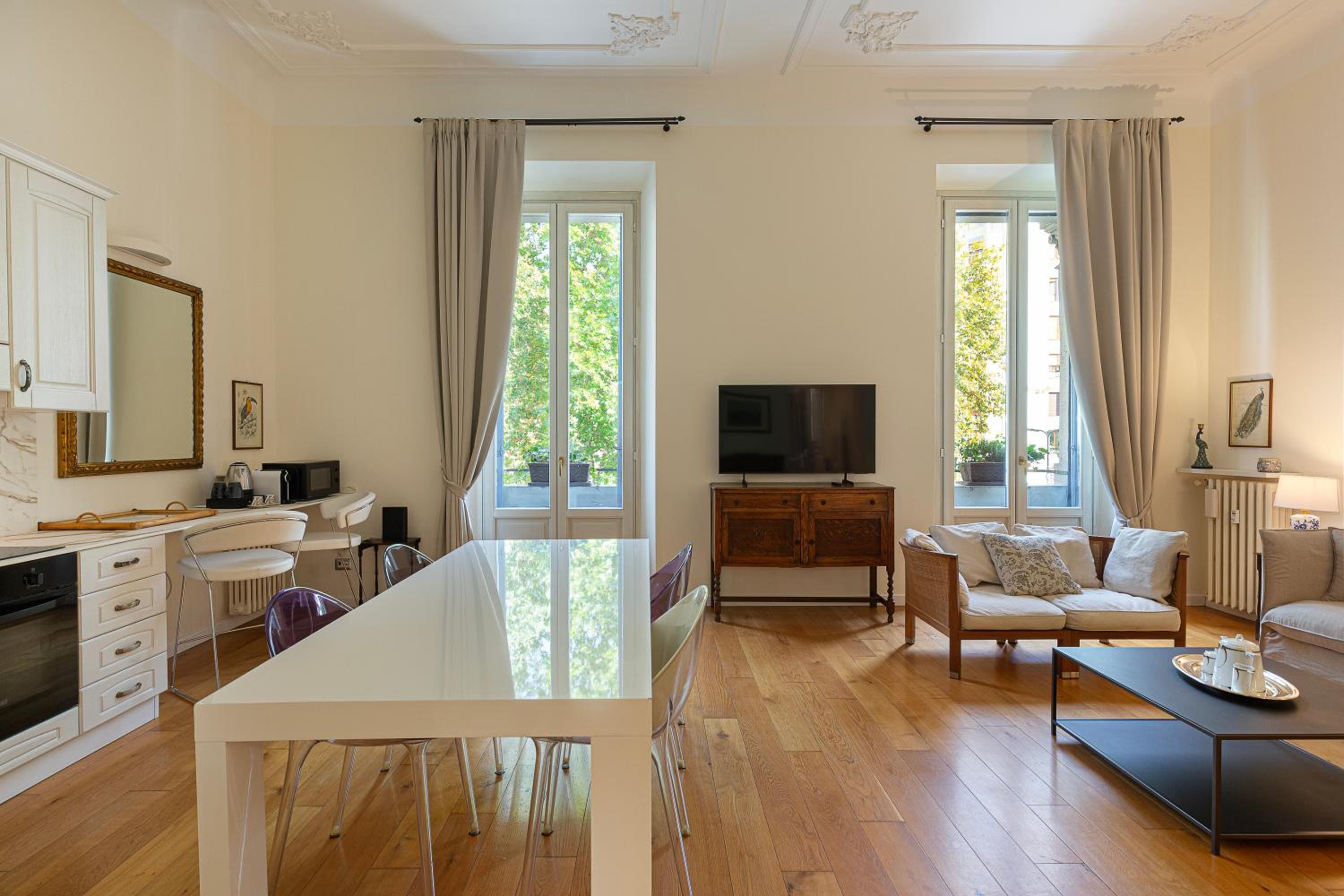 Luxury Apartment Porta Venezia Milan Center