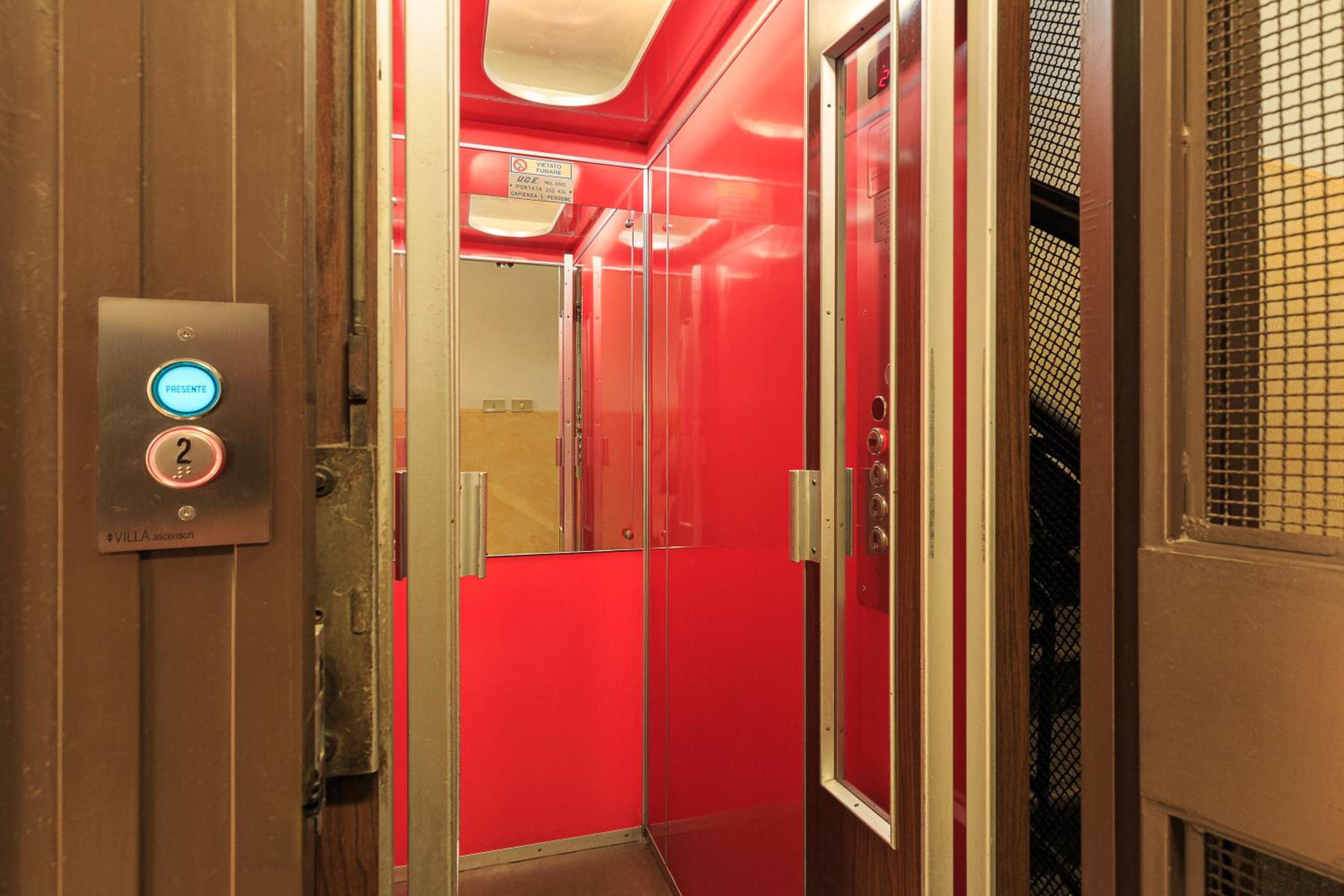 Luxury Apartment Porta Venezia Milan Center
