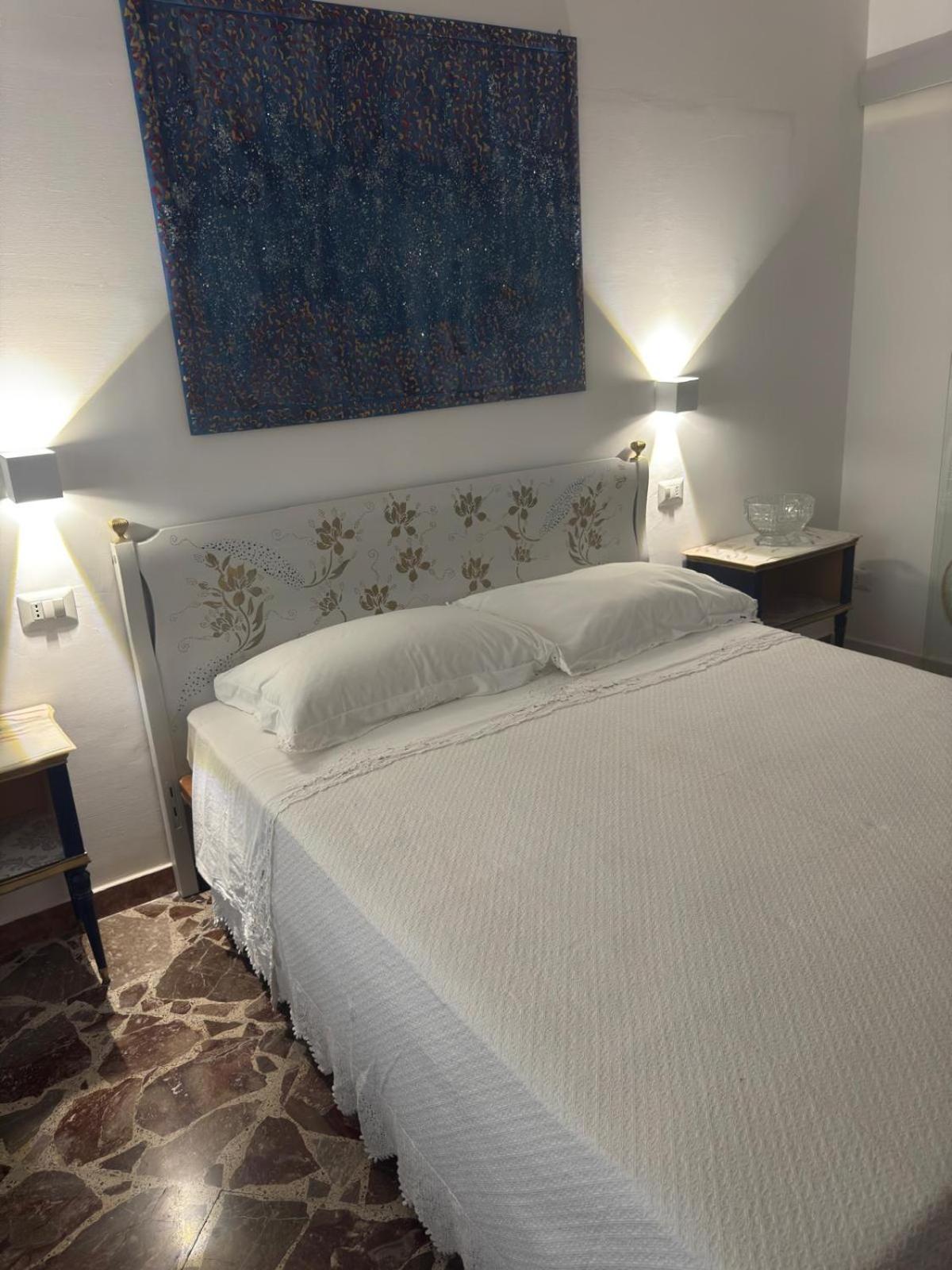 Capurso Suite -jacuzzi and garden