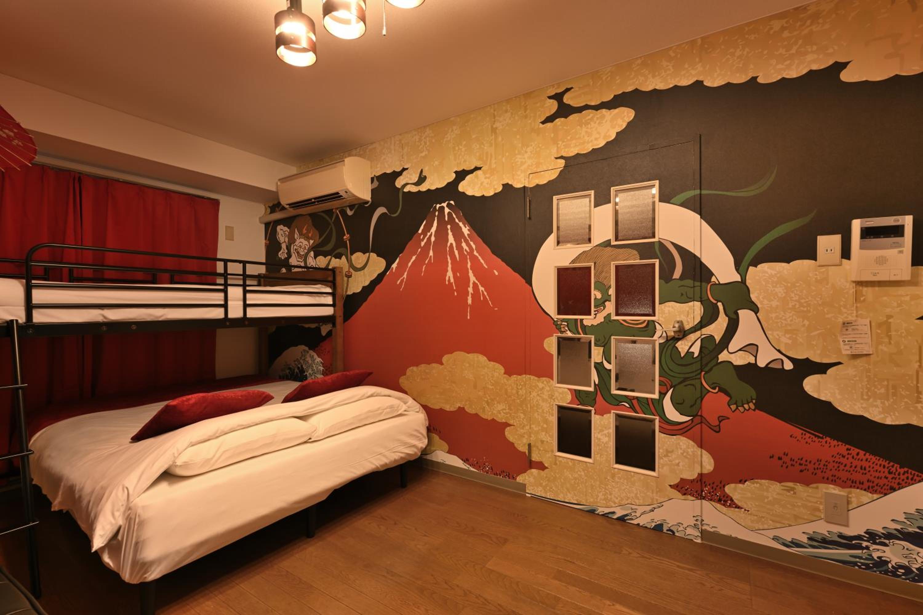 OMORI Red&Blue Hotel