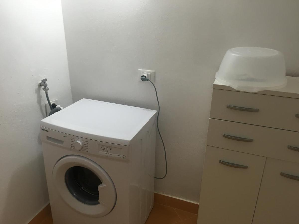 Photo 33