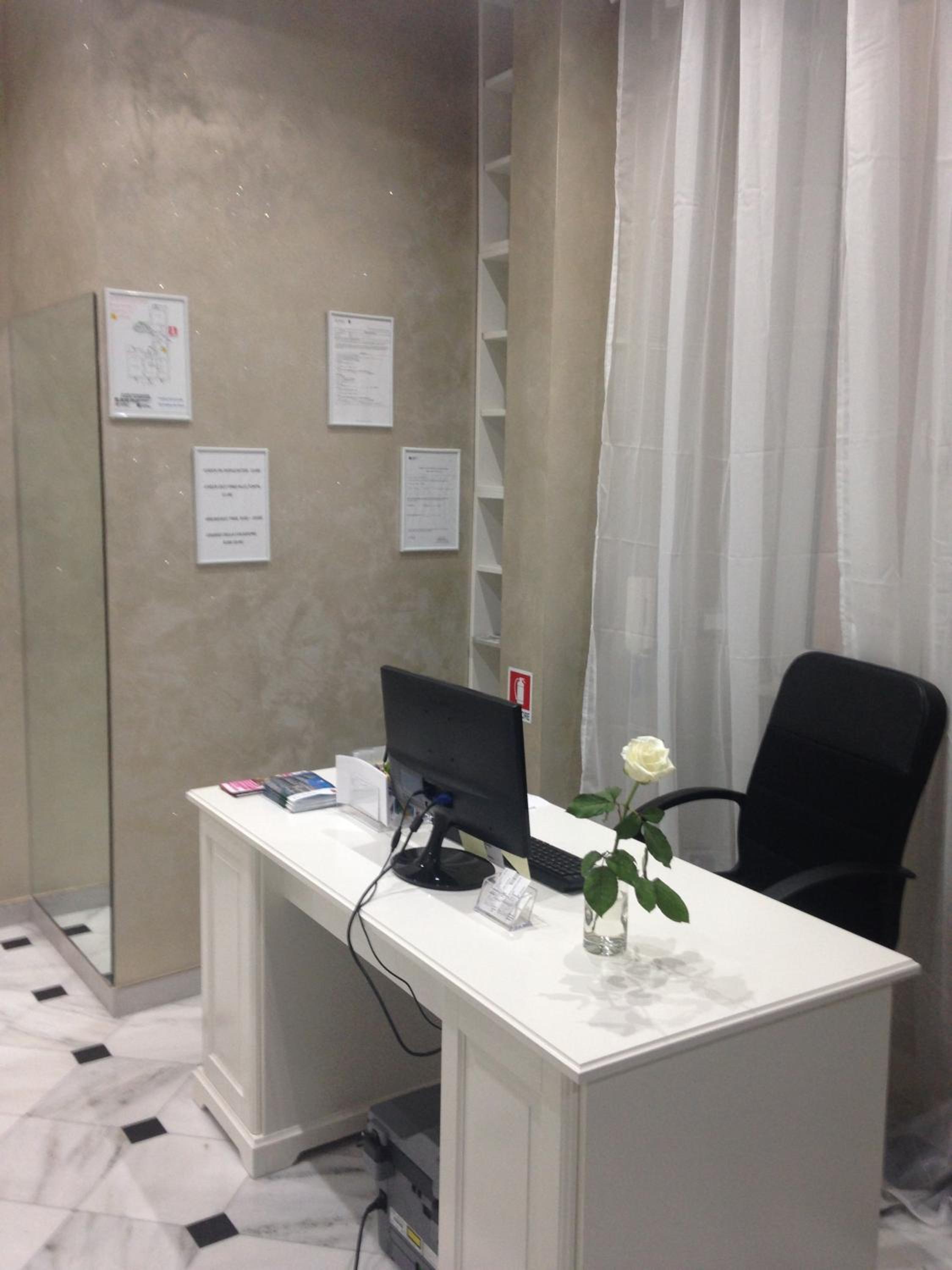Frattina Grand Suite Guesthouse — Rome
