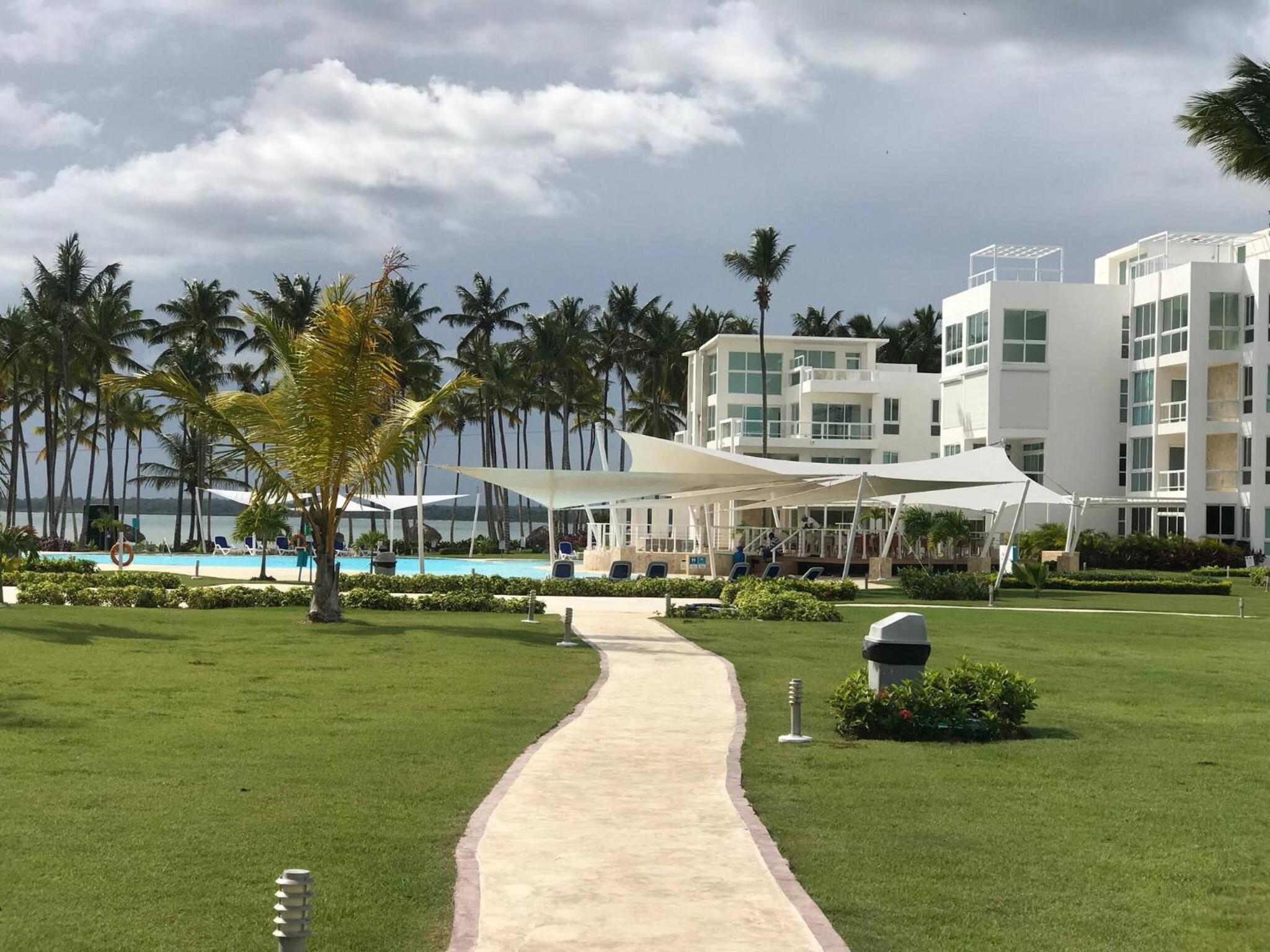 Residencial la ensenada, on Playa Nueva Romana