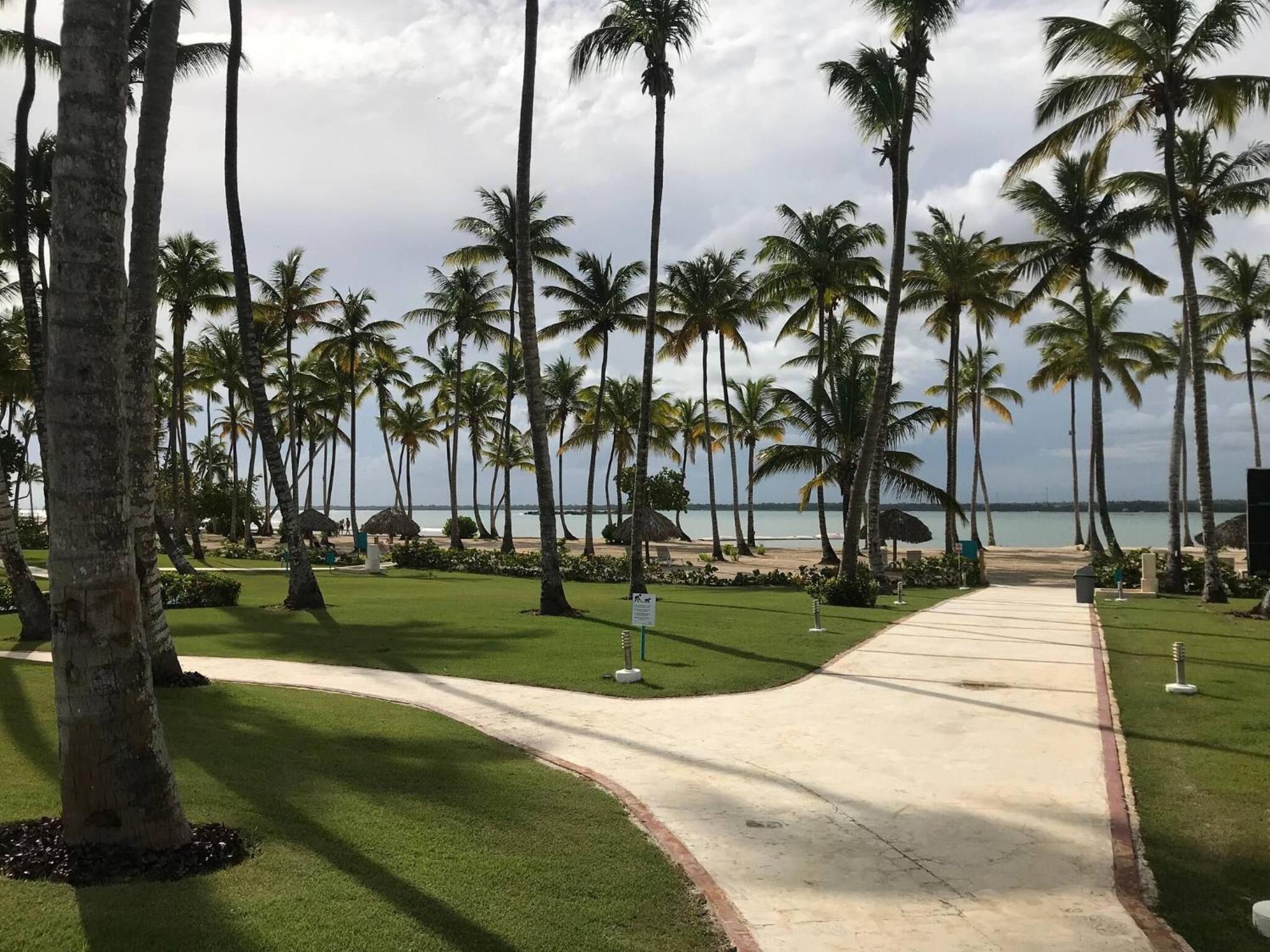 Residencial la ensenada, on Playa Nueva Romana
