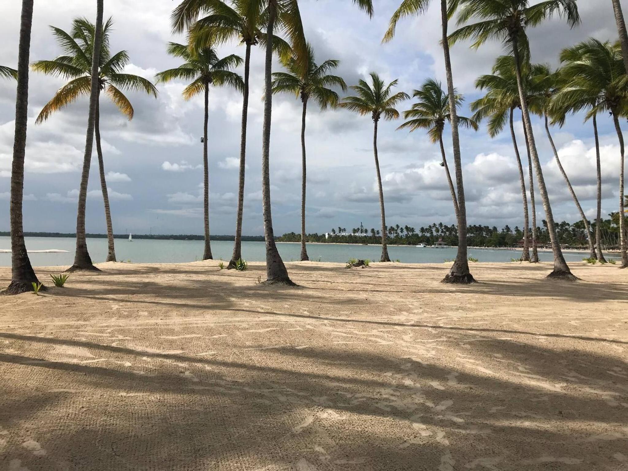 Residencial la ensenada, on Playa Nueva Romana