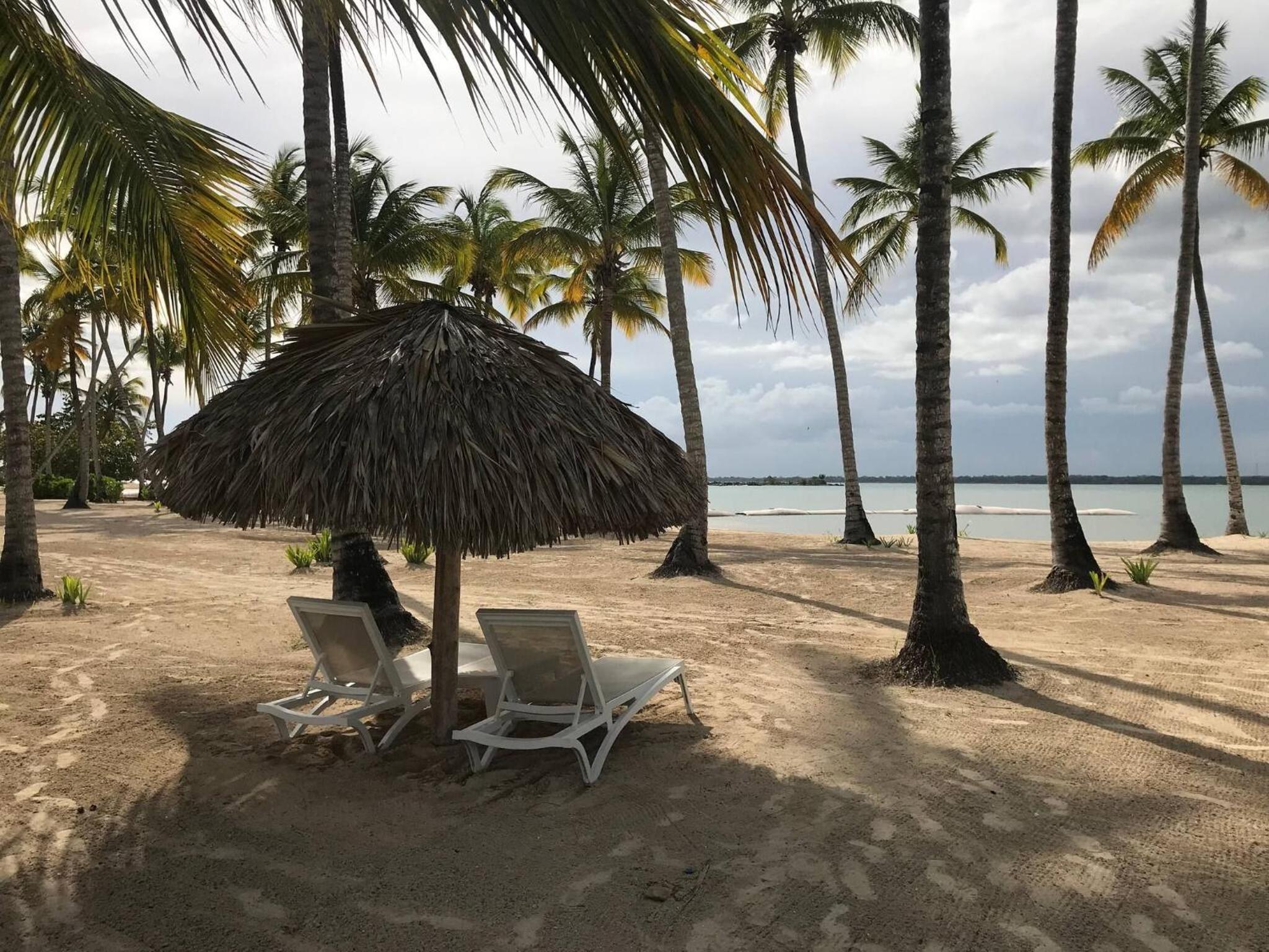 Residencial la ensenada, on Playa Nueva Romana