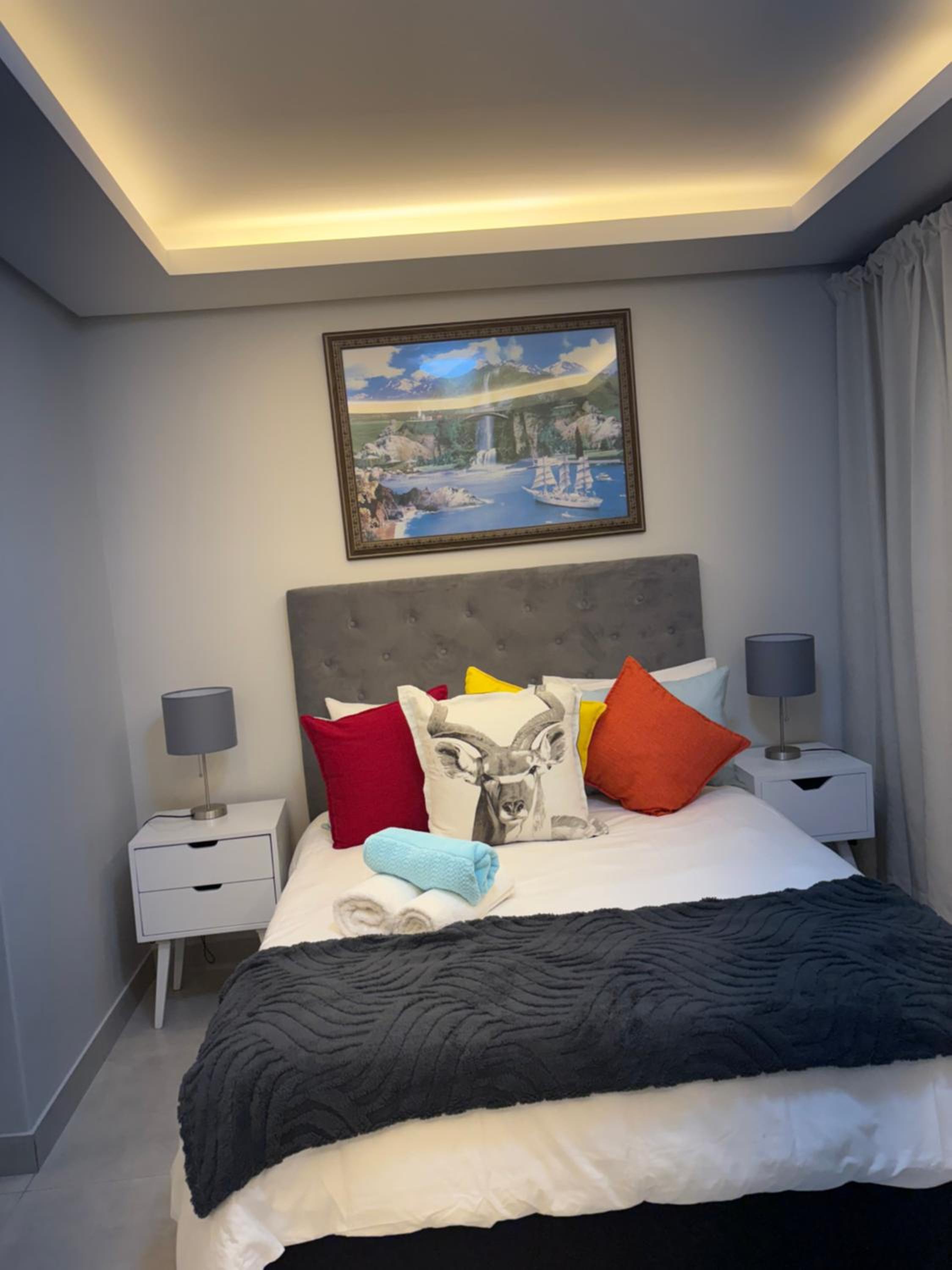 Immaculate,Alttrative &Modern 6 minutes away from the beach