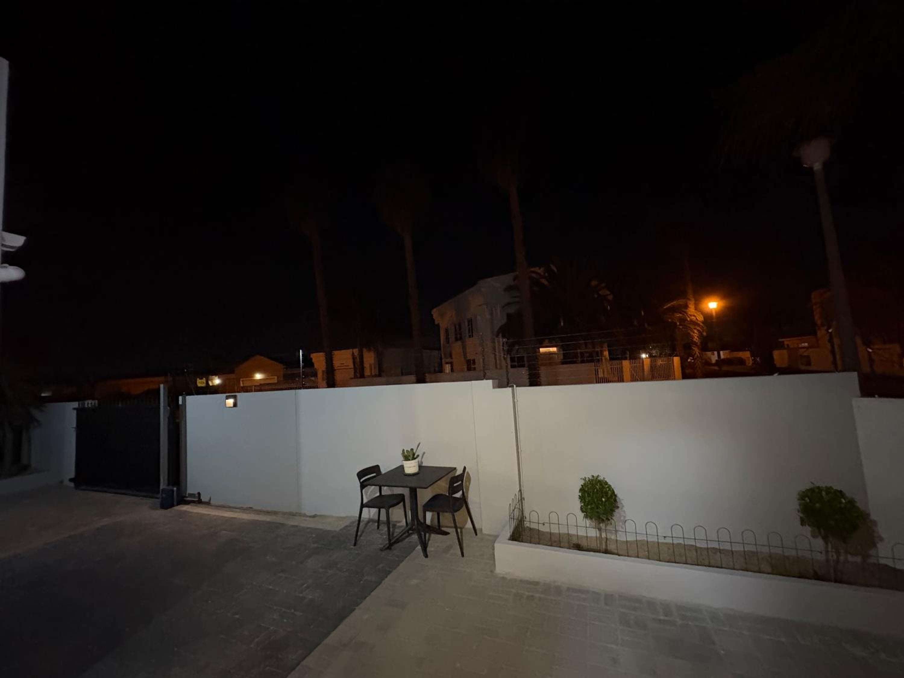 Immaculate,Alttrative &Modern 6 minutes away from the beach