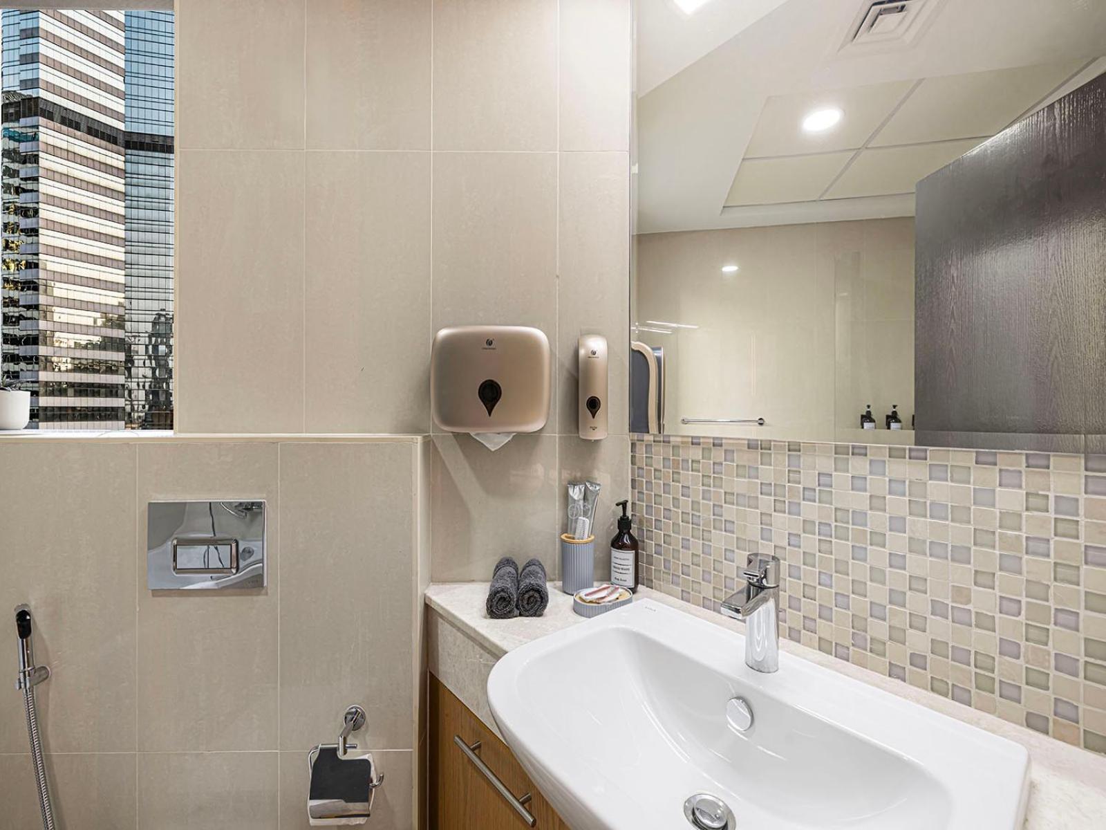 Direct Burj Khalifa View - Luxury 1BR - Walk to Dubai Mall