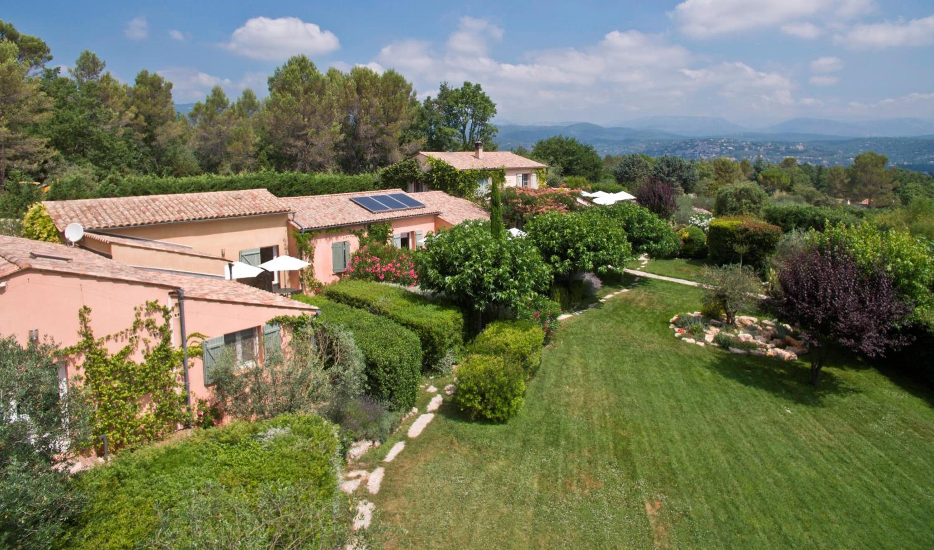 Hotel La Bégude Du Pascouren - Image 1