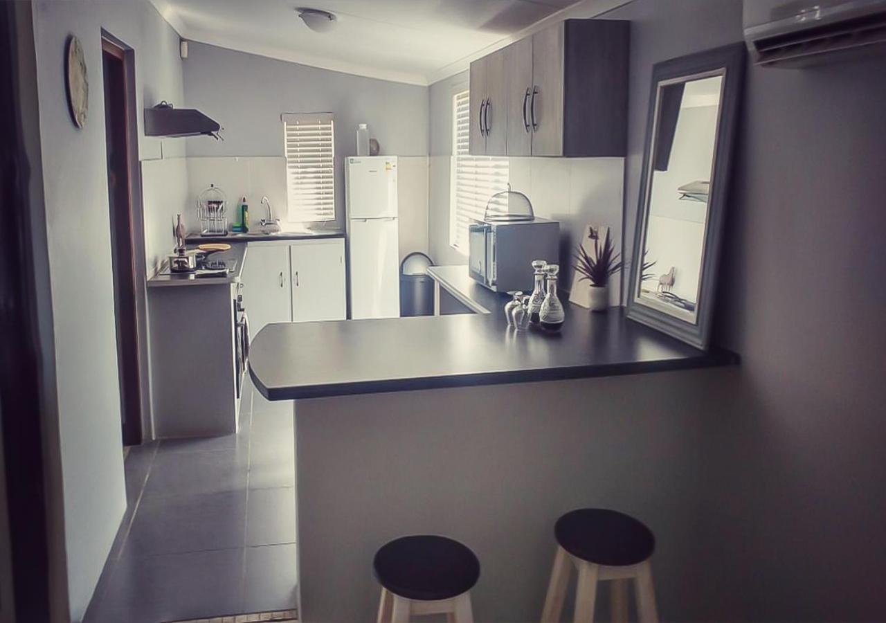 Bezalel Estate Country House