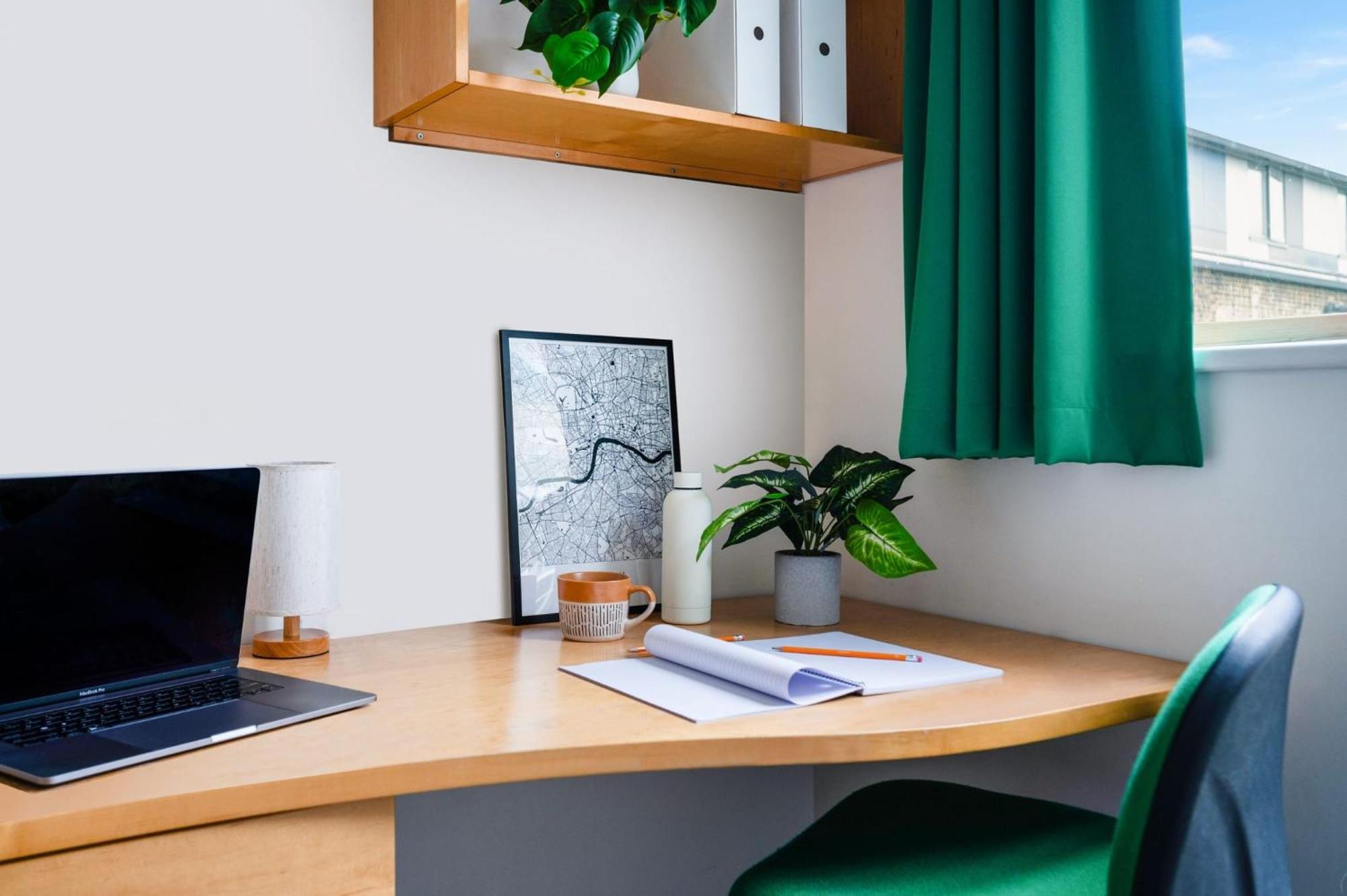 AXO Waterloo Ensuite Rooms in London