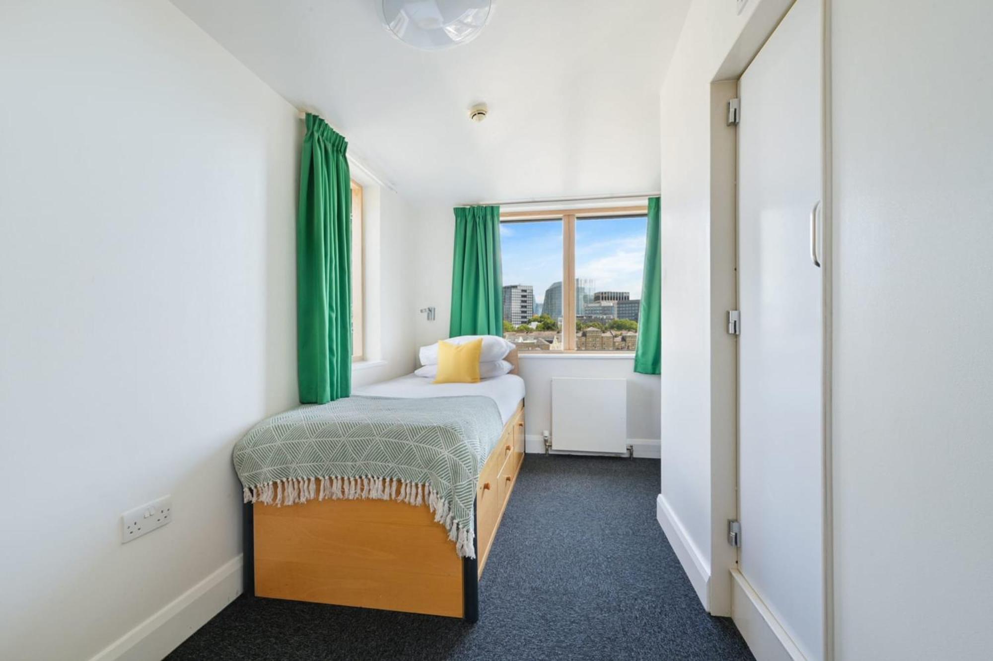 AXO Waterloo Ensuite Rooms in London
