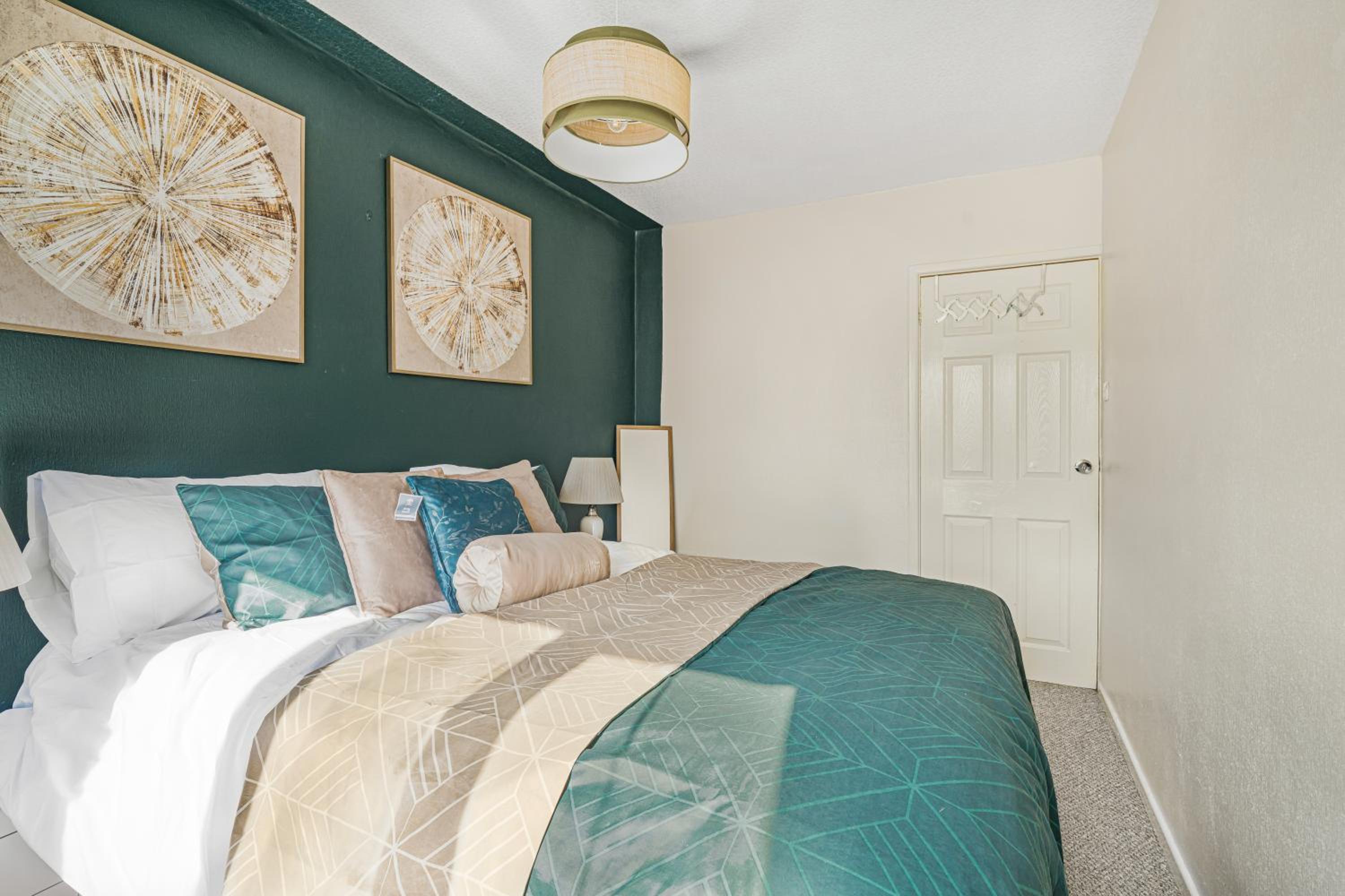 Contractor ready Homes Secure Parking