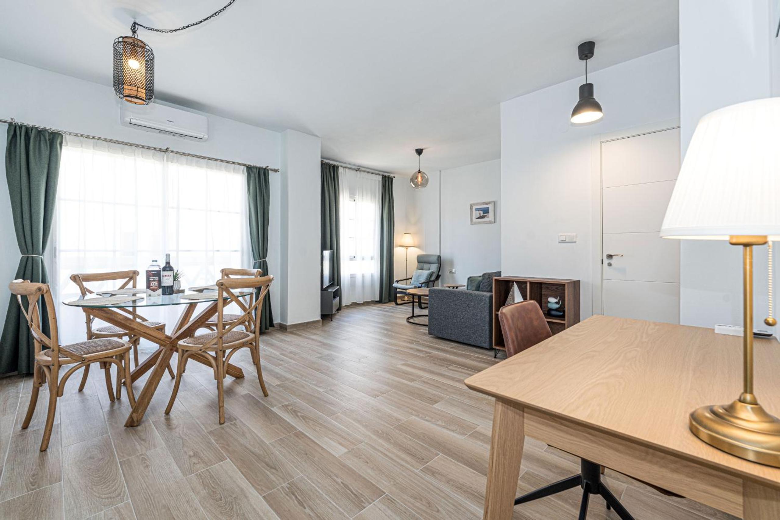 Toboso 1R Beach Living