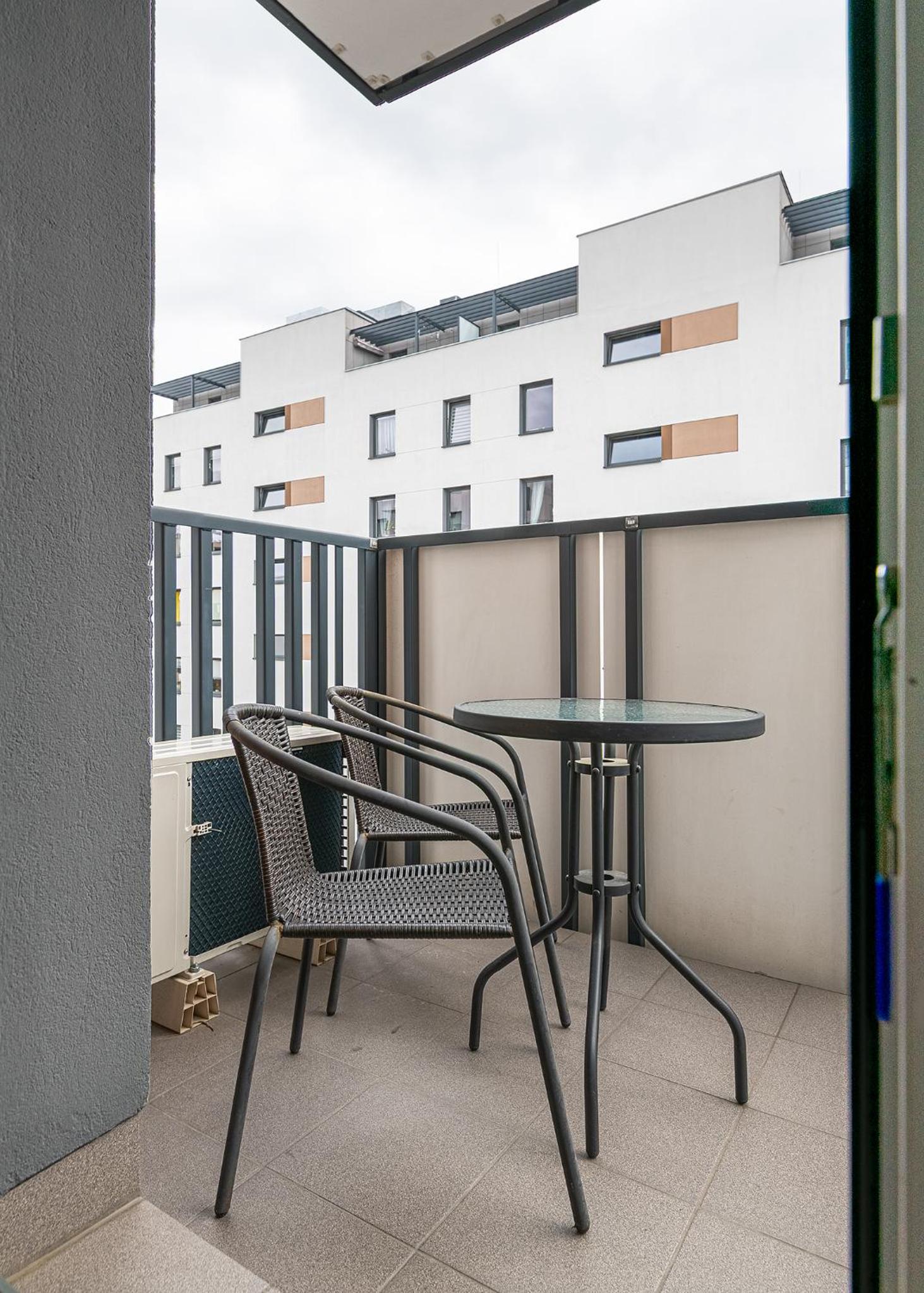 RentPlanet - Fort Wola