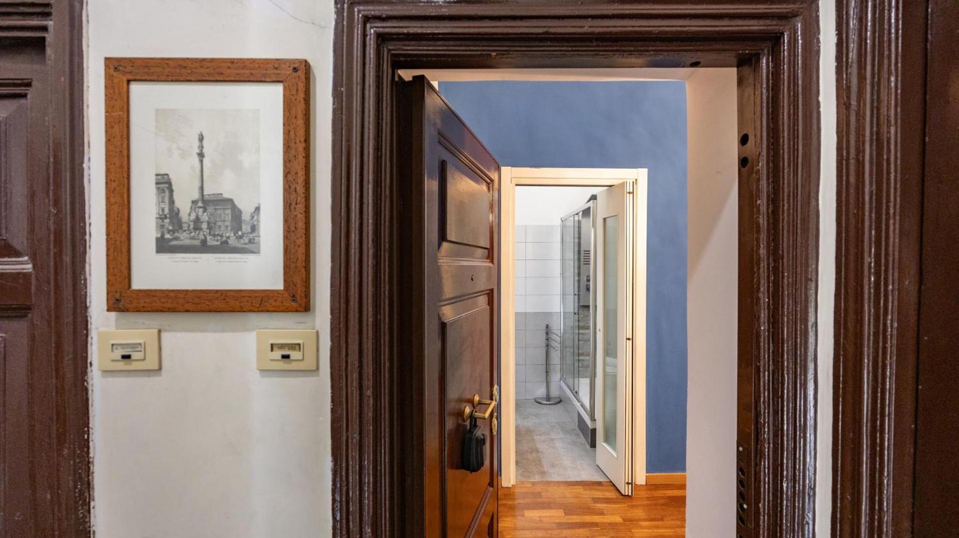 Colosseo House Rosy by Rentbeat